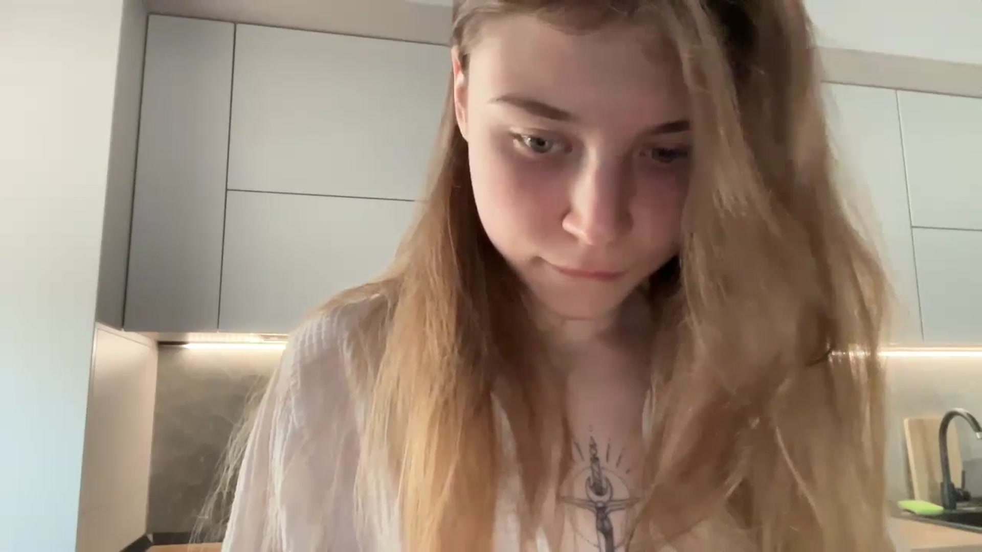 Gallery image thumbnail from Coconut_dream's myfreecams stream on, 05/04/2024, 07:35 image 17 of 20