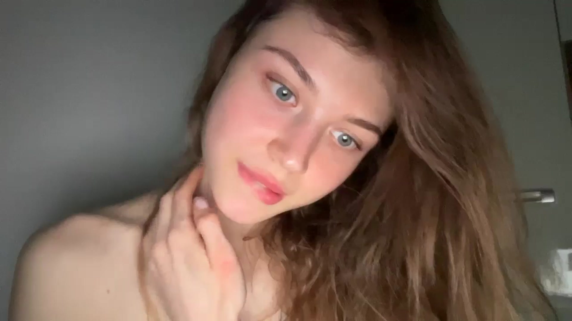 Gallery image thumbnail from Coconut_dream's myfreecams stream on, 05/07/2024, 19:32 image 13 of 20