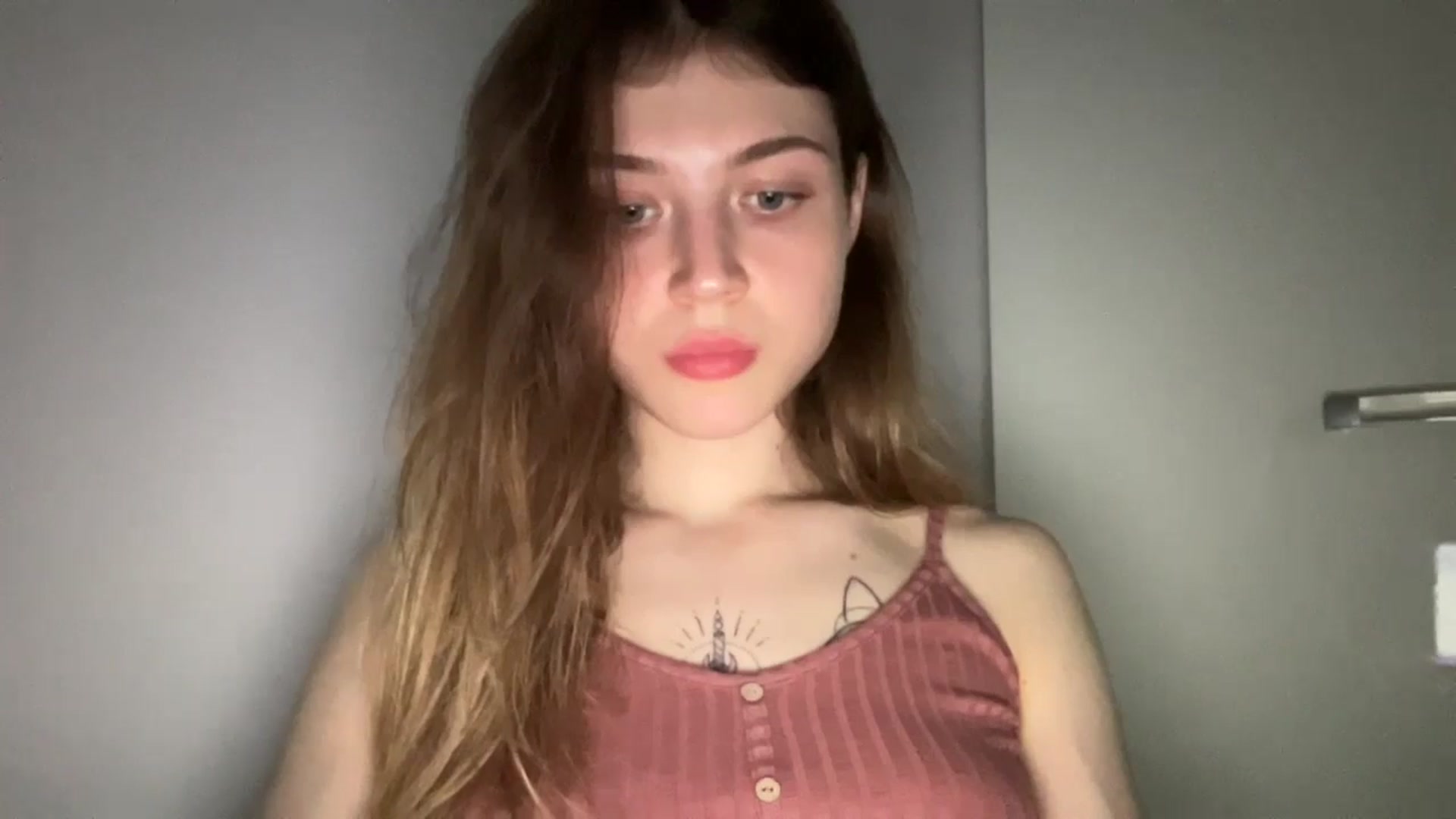 Gallery image thumbnail from Coconut_dream's myfreecams stream on, 05/07/2024, 19:32 image 4 of 20