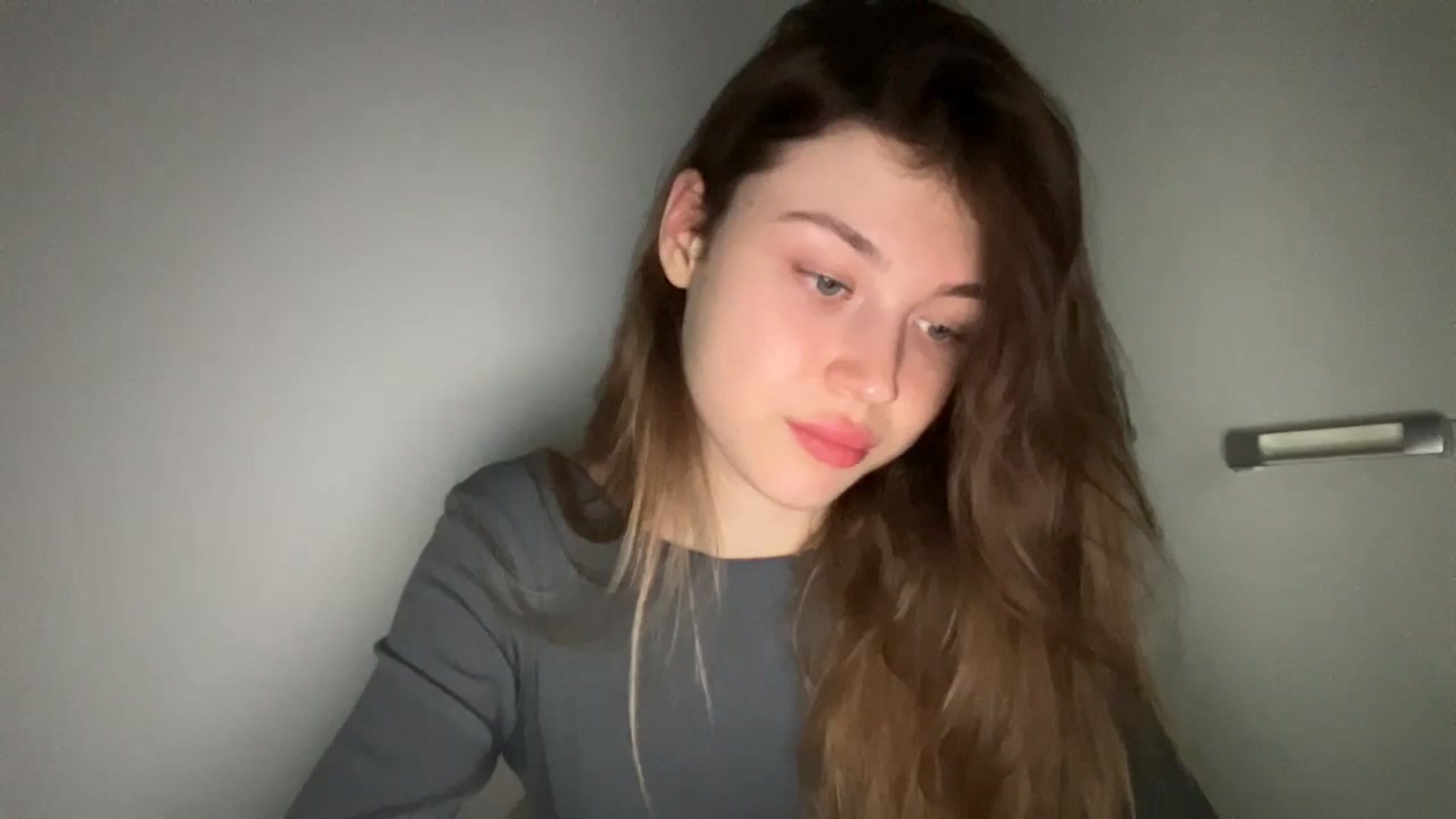 Gallery image thumbnail from Coconut_dream's myfreecams stream on, 05/09/2024, 19:50 image 6 of 20