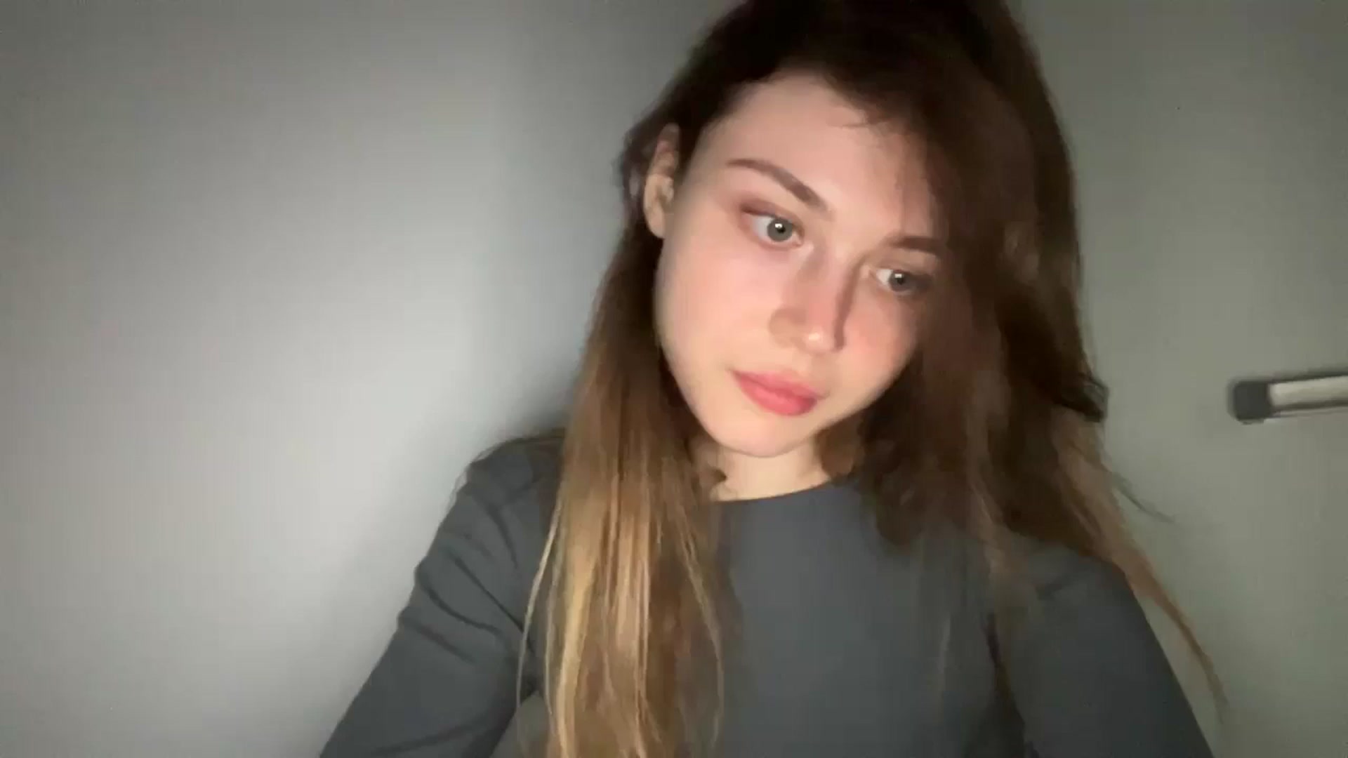 Gallery image thumbnail from Coconut_dream's myfreecams stream on, 05/09/2024, 20:31 image 15 of 20