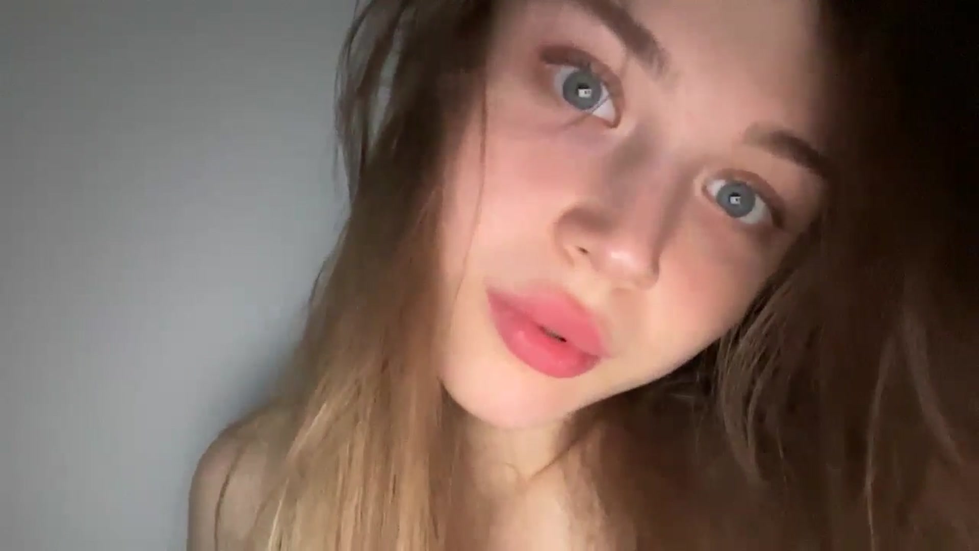 Gallery image thumbnail from Coconut_dream's myfreecams stream on, 05/09/2024, 22:19 image 18 of 20