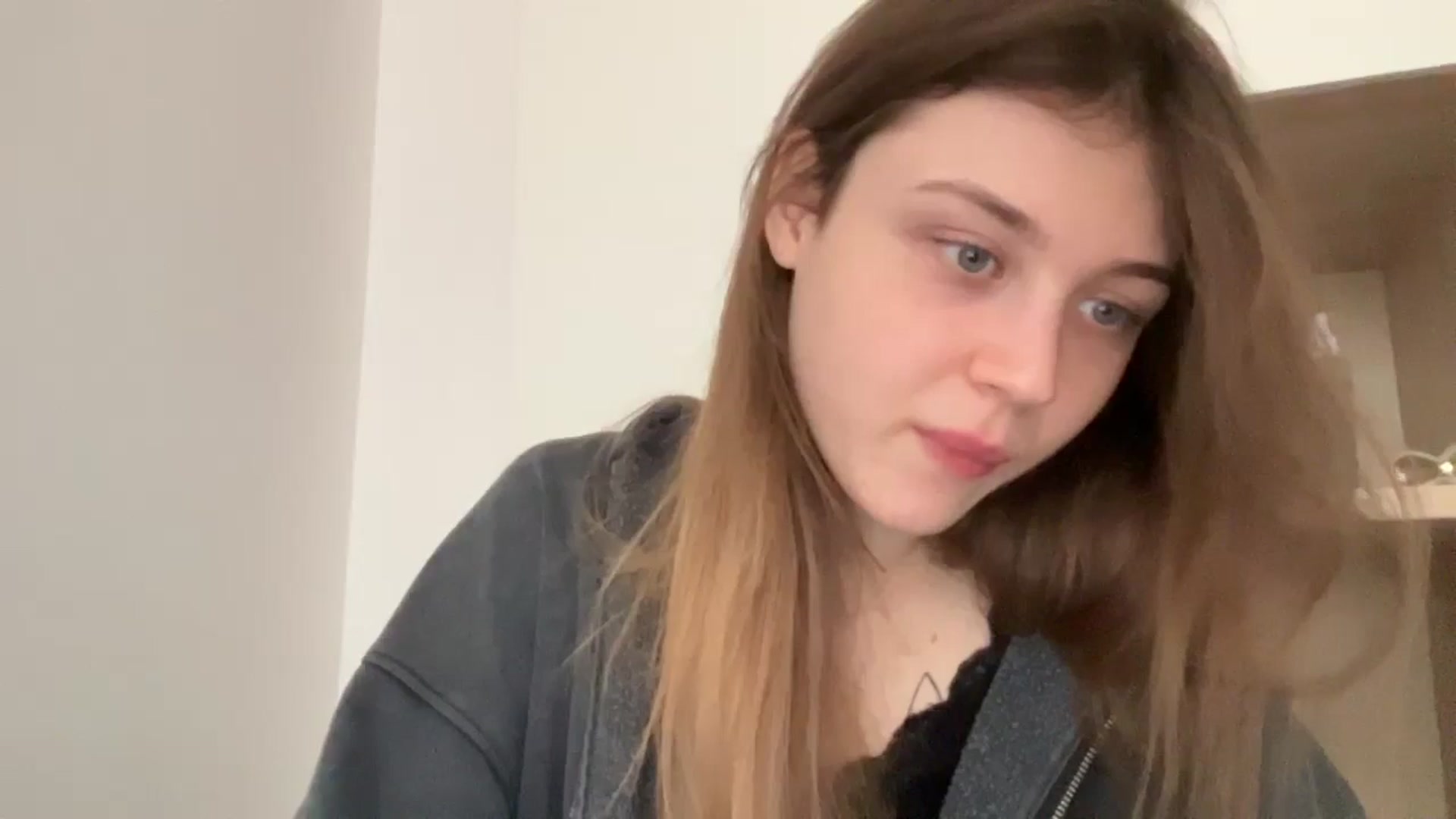 Gallery image thumbnail from Coconut_dream's myfreecams stream on, 05/10/2024, 08:07 image 14 of 20