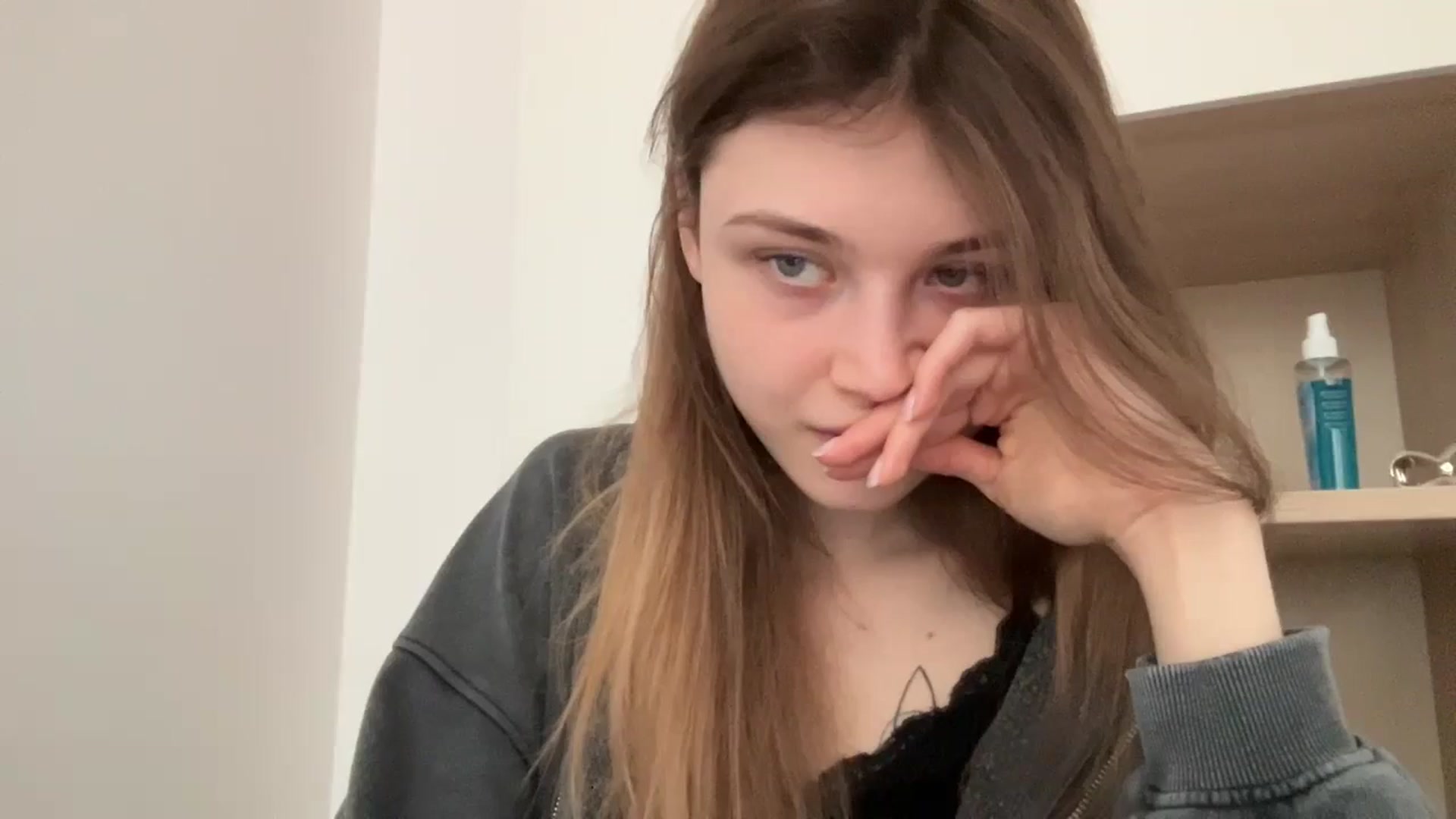 Gallery image thumbnail from Coconut_dream's myfreecams stream on, 05/10/2024, 08:07 image 7 of 20