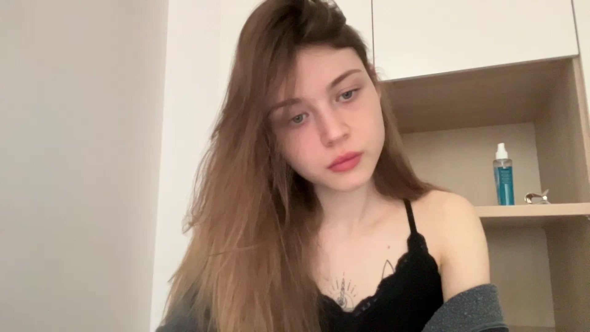 Gallery image thumbnail from Coconut_dream's myfreecams stream on, 05/10/2024, 08:07 image 1 of 20