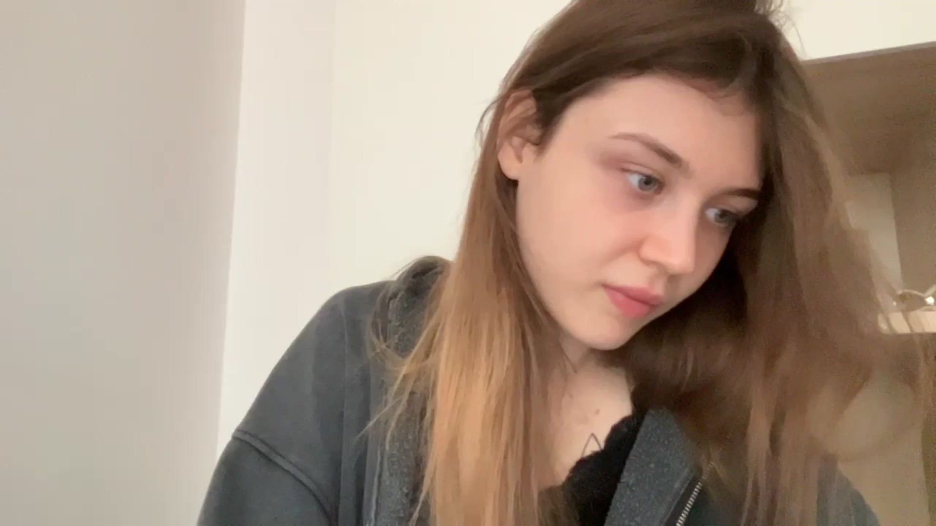 Gallery image thumbnail from Coconut_dream's myfreecams stream on, 05/10/2024, 08:07 image 15 of 20