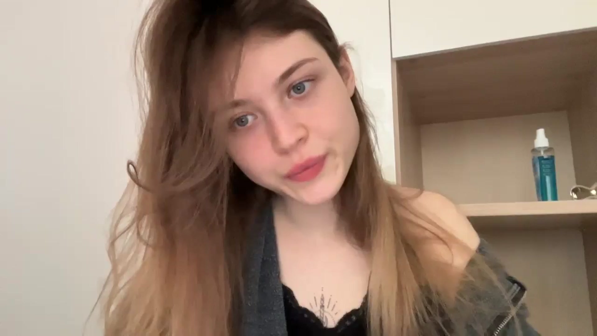 Gallery image thumbnail from Coconut_dream's myfreecams stream on, 05/10/2024, 08:21 image 3 of 20