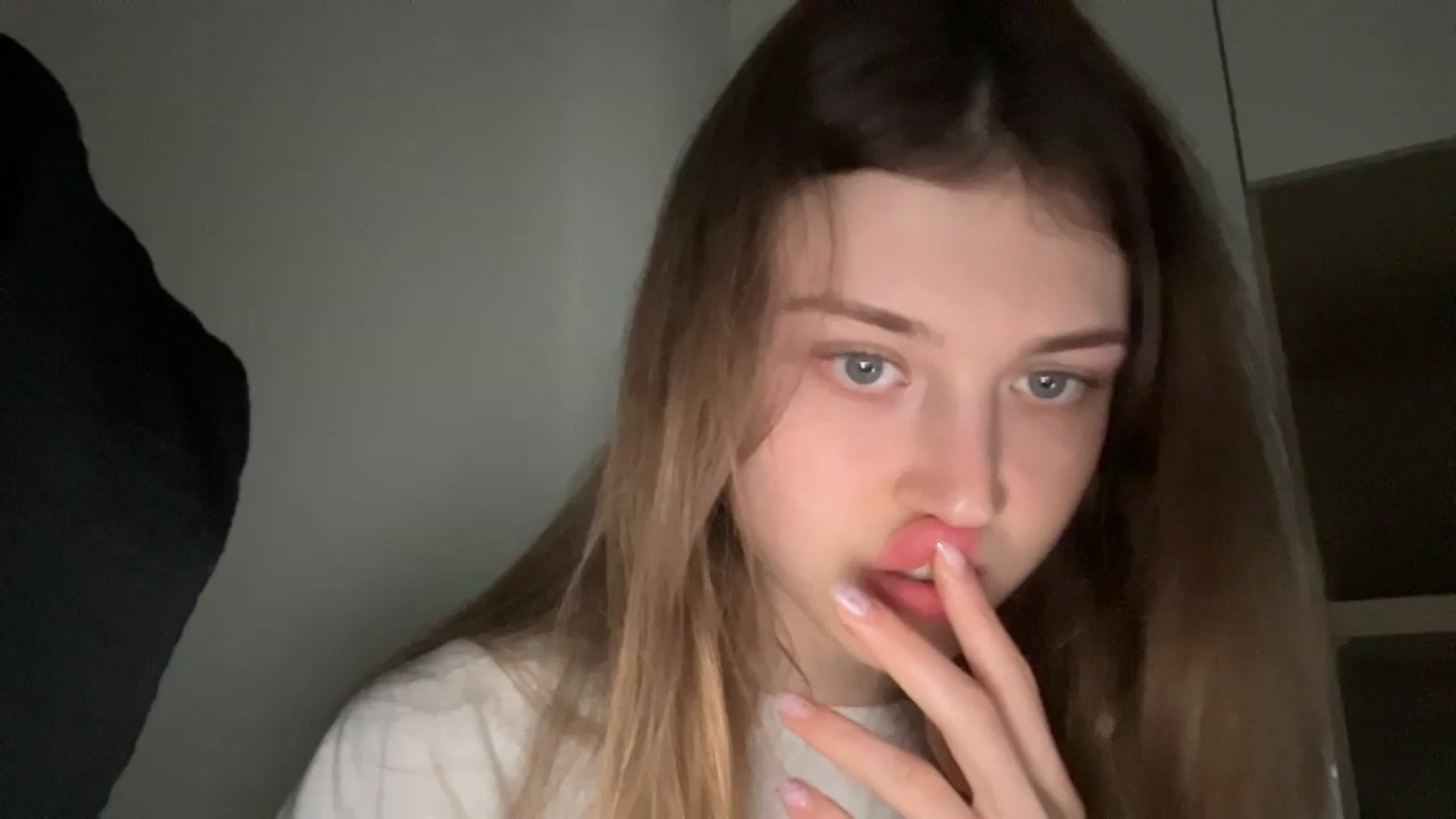 Gallery image thumbnail from Coconut_dream's myfreecams stream on, 05/10/2024, 20:21 image 18 of 20