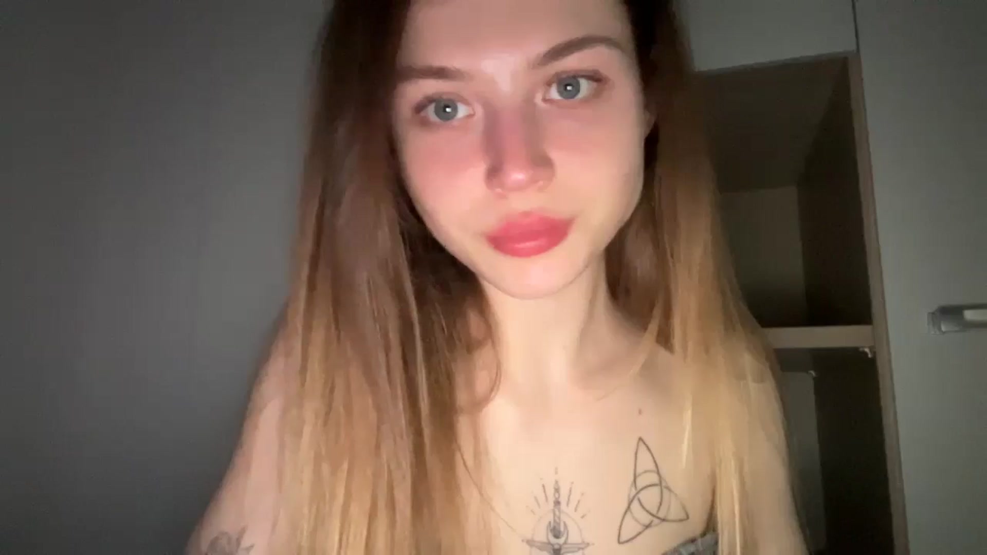 Gallery image thumbnail from Coconut_dream's myfreecams stream on, 05/11/2024, 17:26 image 6 of 20