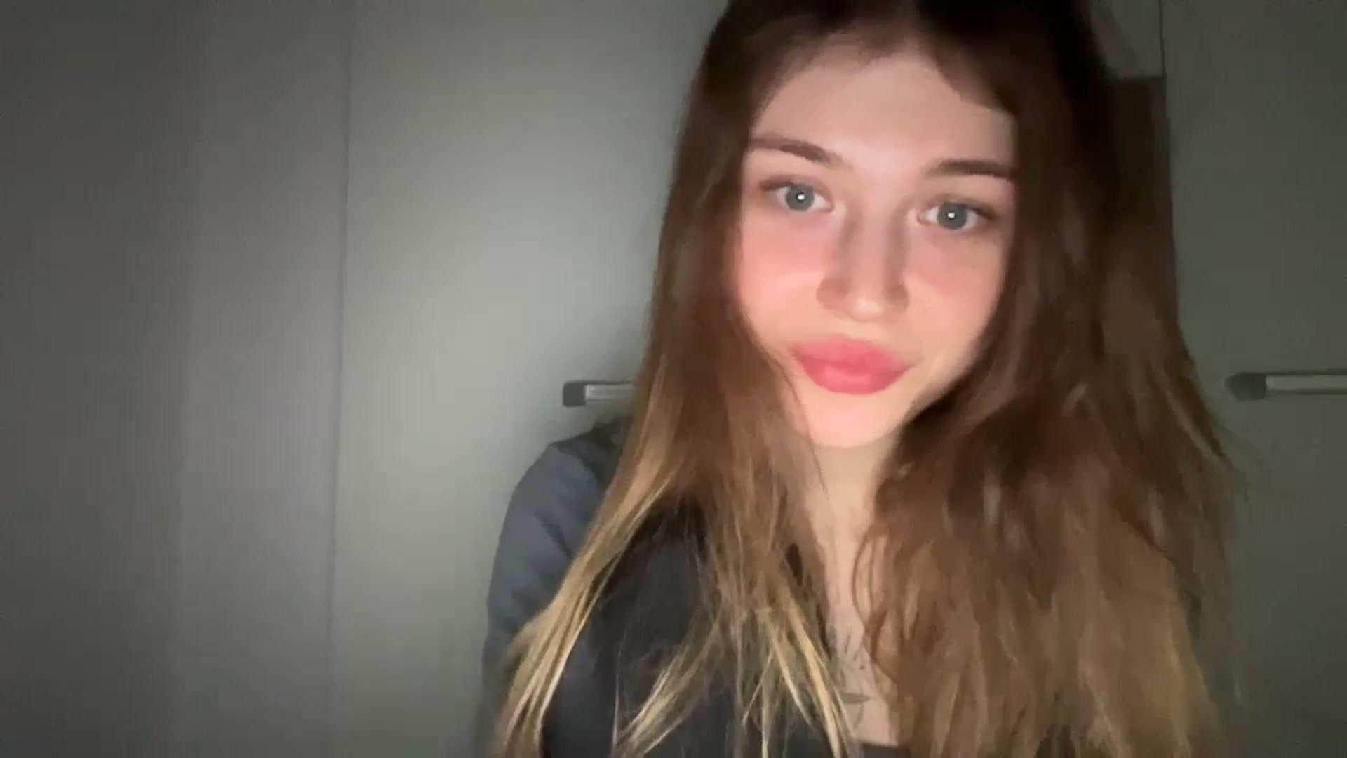 Gallery image thumbnail from Coconut_dream's myfreecams stream on, 05/12/2024, 19:12 image 16 of 20
