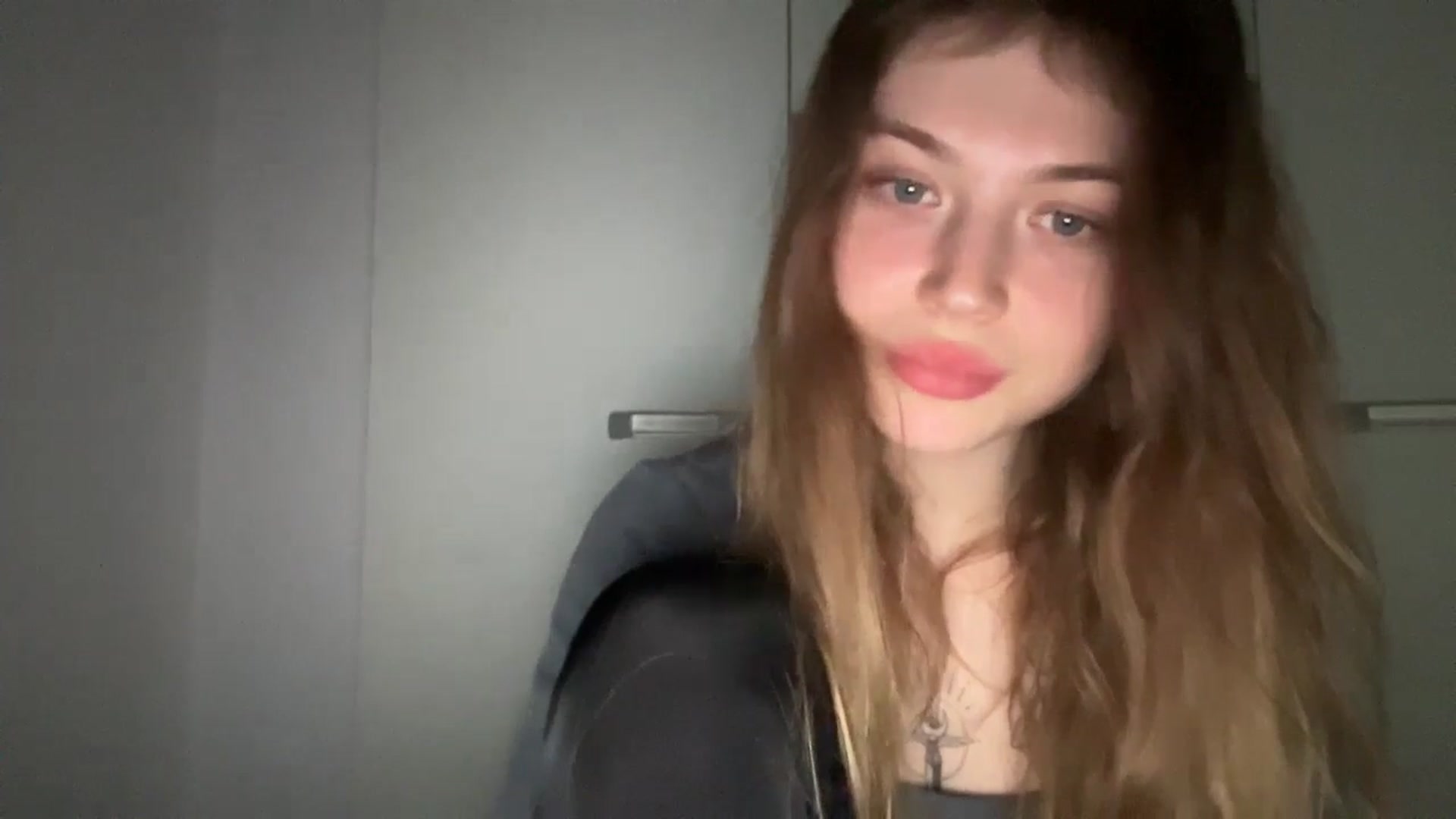 Gallery image thumbnail from Coconut_dream's myfreecams stream on, 05/12/2024, 19:23 image 19 of 20