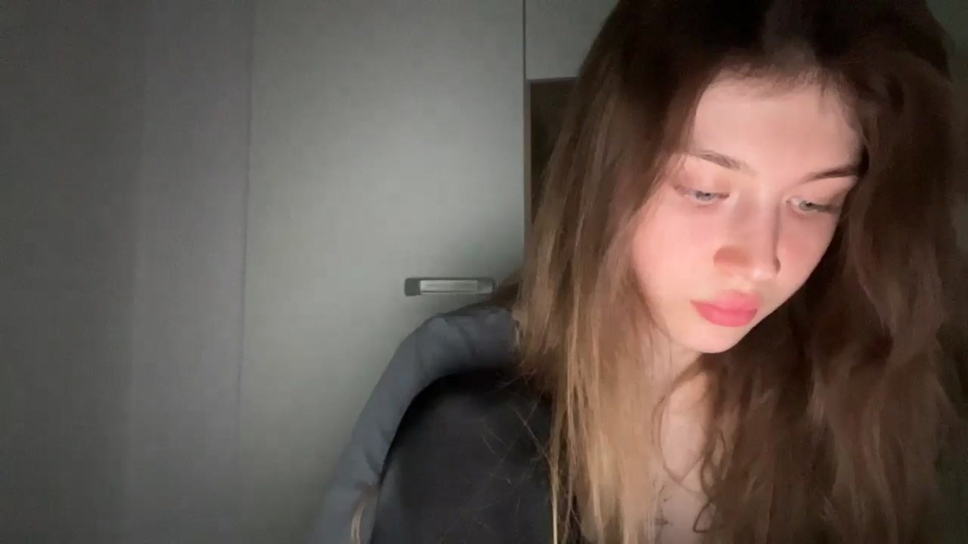 Gallery image thumbnail from Coconut_dream's myfreecams stream on, 05/12/2024, 19:23 image 6 of 20