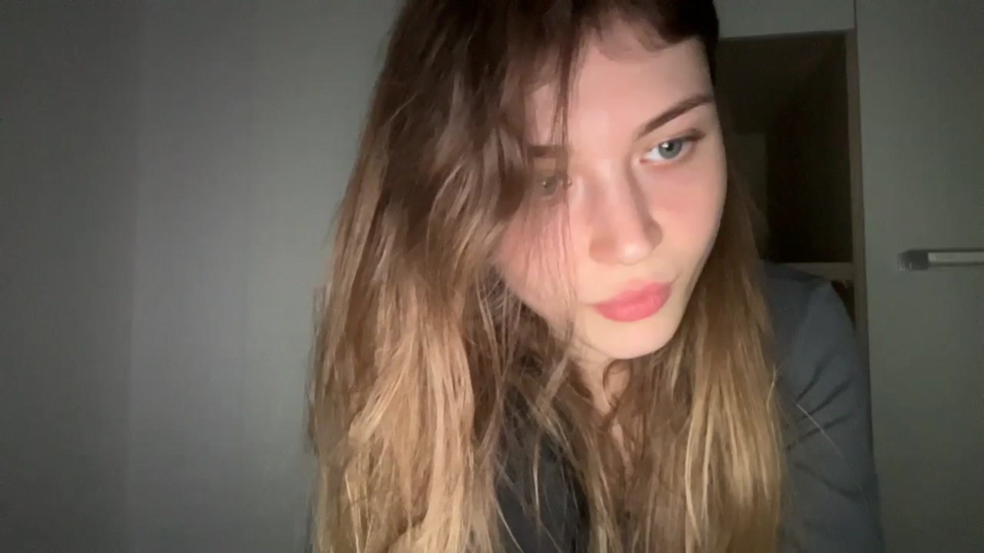 Gallery image thumbnail from Coconut_dream's myfreecams stream on, 05/12/2024, 19:46 image 8 of 20