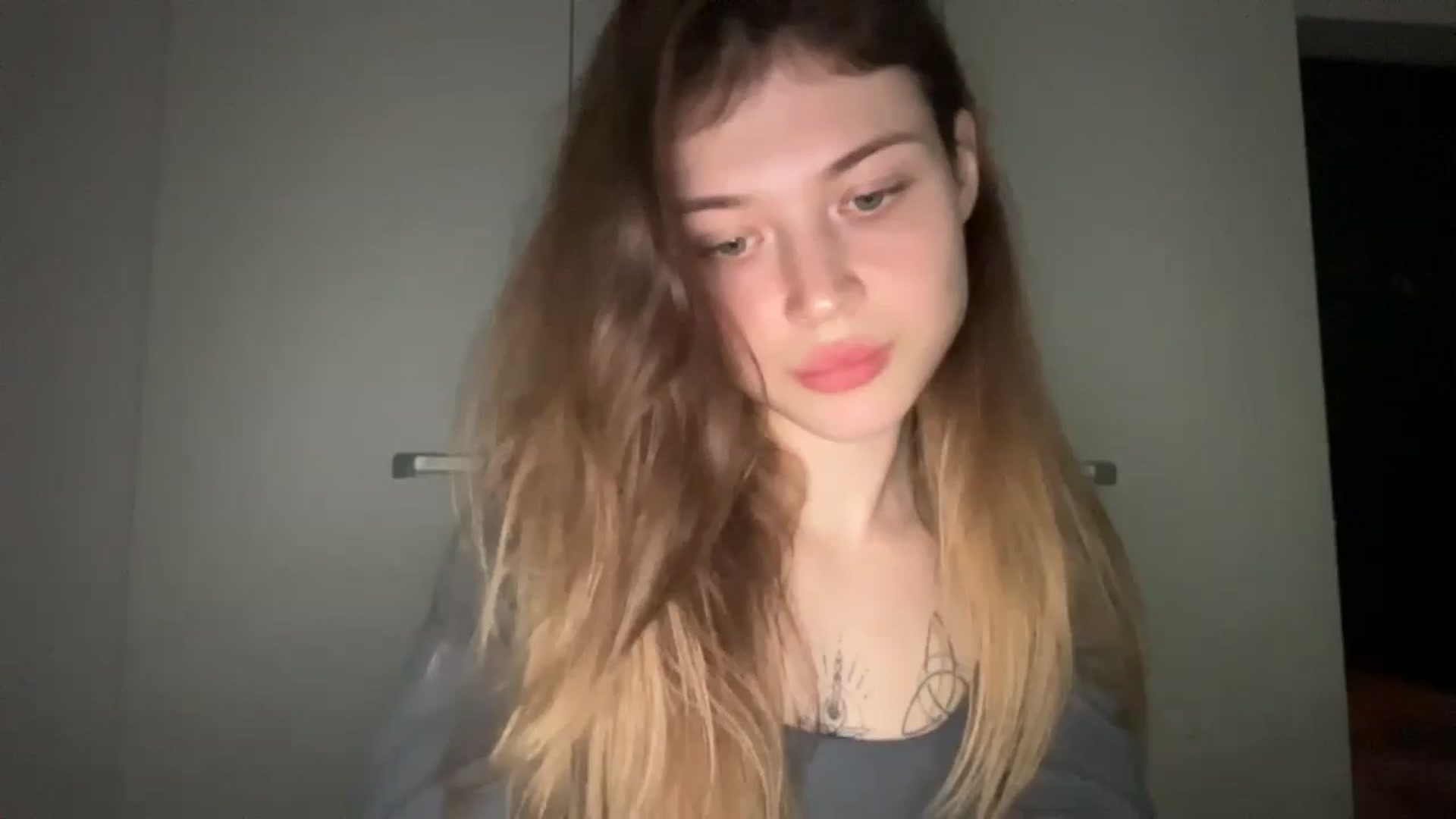 Gallery image thumbnail from Coconut_dream's myfreecams stream on, 05/12/2024, 20:05 image 18 of 20