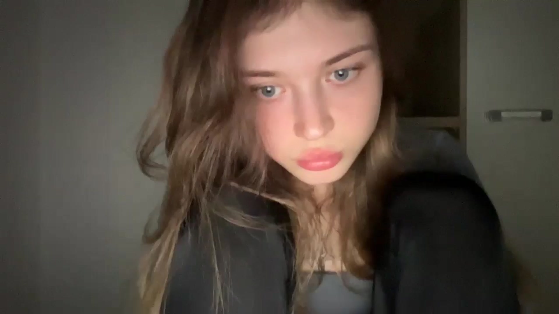 Gallery image thumbnail from Coconut_dream's myfreecams stream on, 05/12/2024, 20:05 image 5 of 20