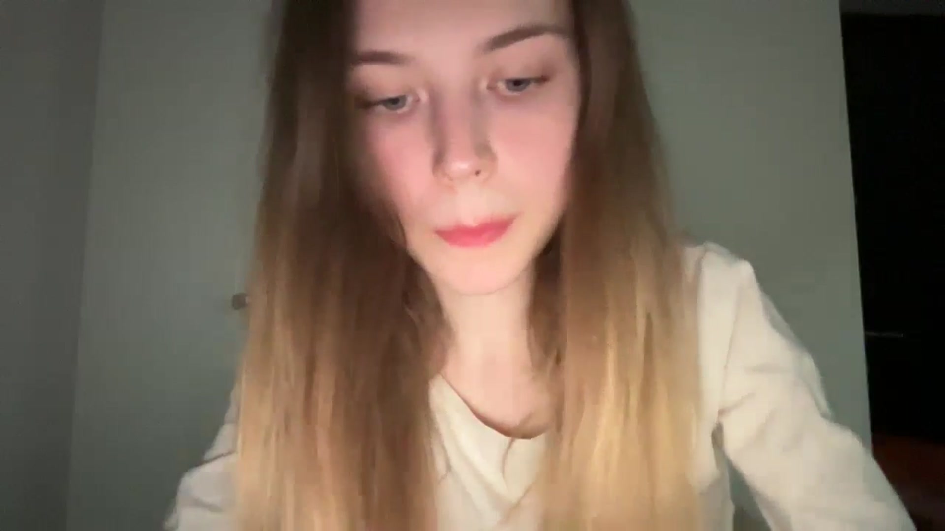 Gallery image thumbnail from Coconut_dream's myfreecams stream on, 05/15/2024, 20:45 image 19 of 20