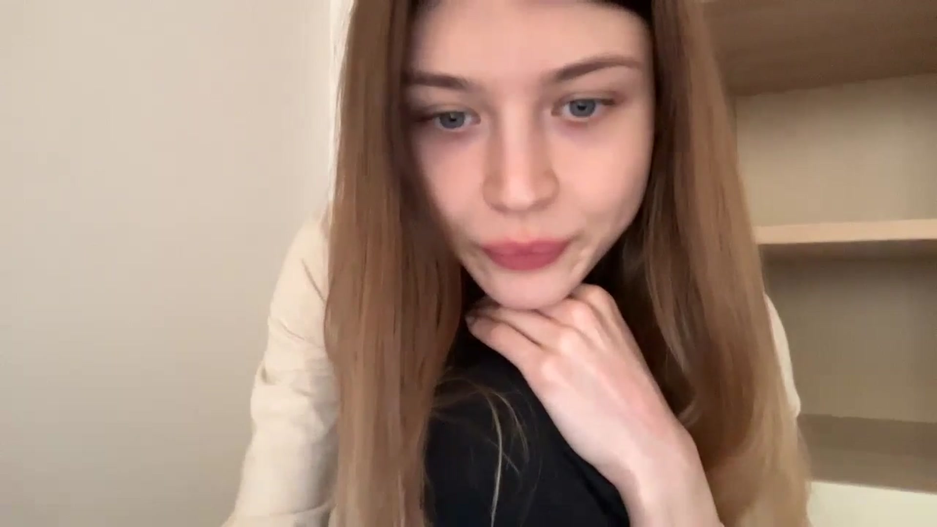 Gallery image thumbnail from Coconut_dream's myfreecams stream on, 05/16/2024, 07:33 image 16 of 20