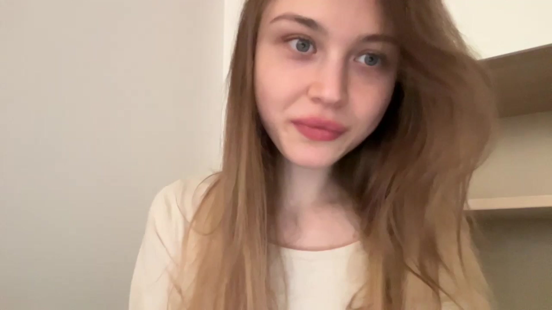 Gallery image thumbnail from Coconut_dream's myfreecams stream on, 05/16/2024, 09:13 image 9 of 20