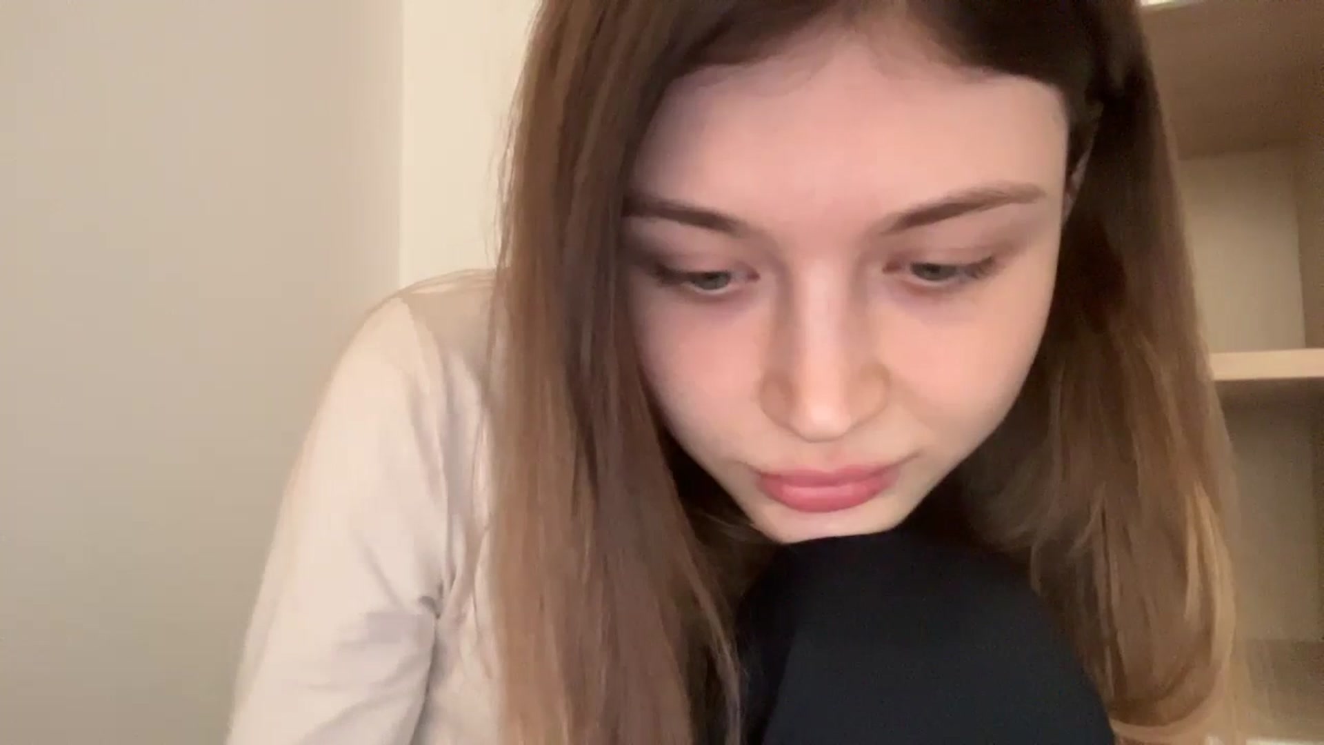 Gallery image thumbnail from Coconut_dream's myfreecams stream on, 05/16/2024, 09:32 image 17 of 20