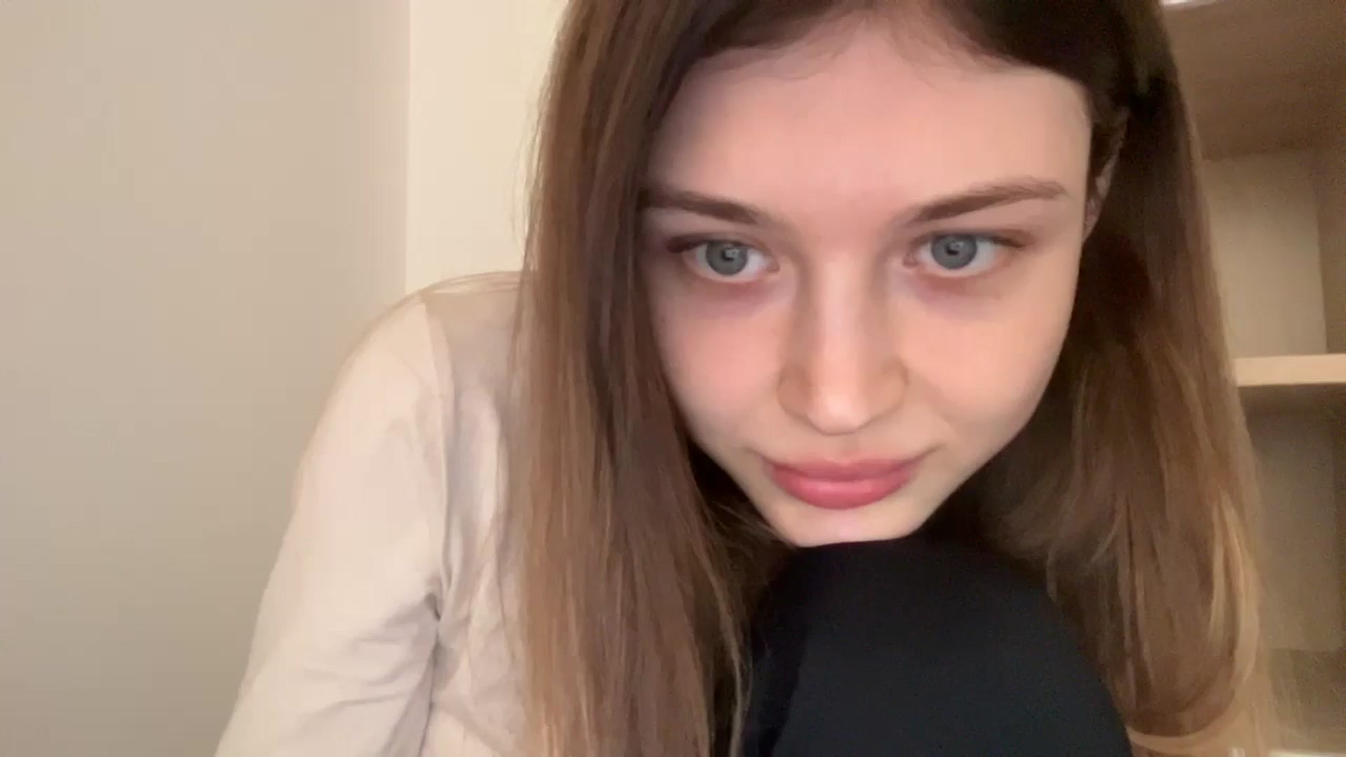Gallery image thumbnail from Coconut_dream's myfreecams stream on, 05/16/2024, 09:32 image 15 of 20
