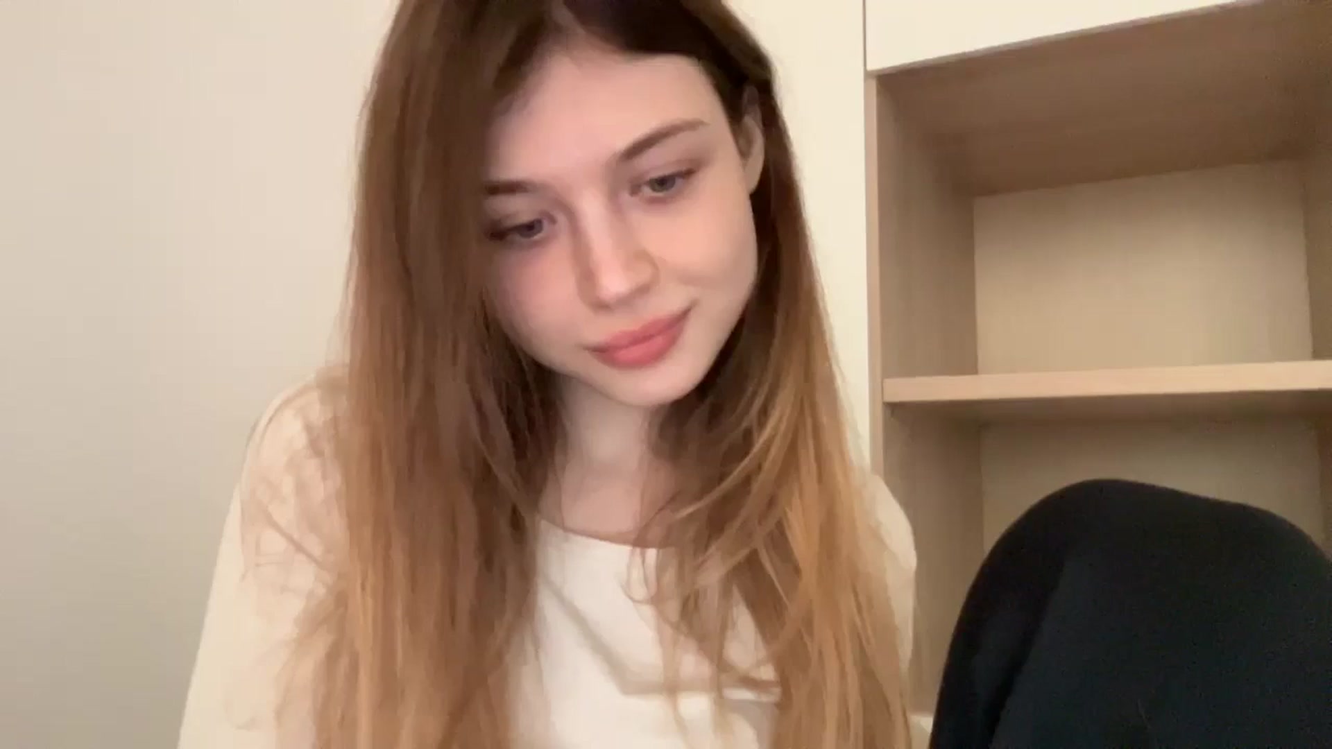 Gallery image thumbnail from Coconut_dream's myfreecams stream on, 05/16/2024, 09:32 image 10 of 20