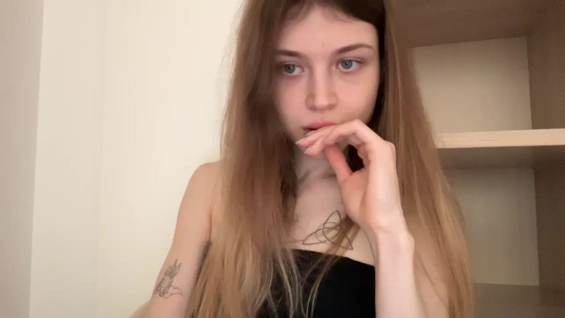 Gallery image thumbnail from Coconut_dream's myfreecams stream on, 05/20/2024, 09:01 image 16 of 20