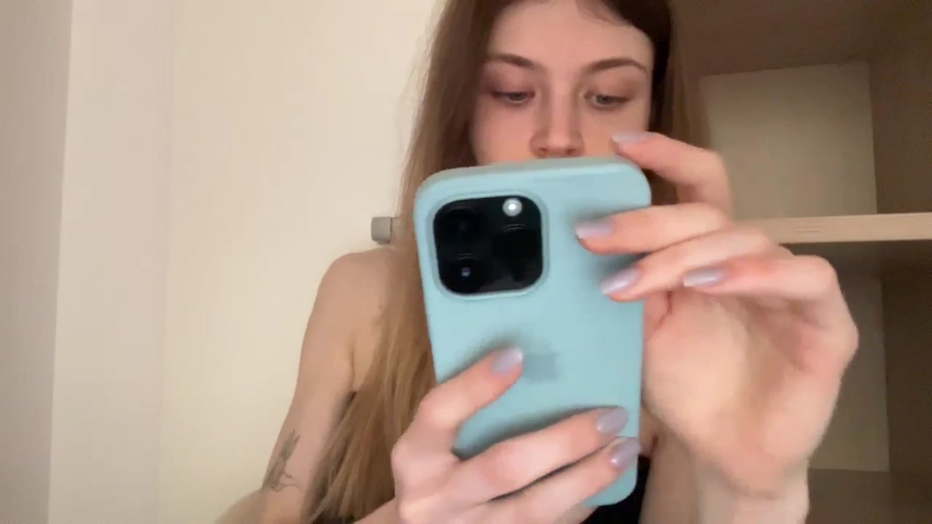 Gallery image thumbnail from Coconut_dream's myfreecams stream on, 05/20/2024, 09:01 image 17 of 20