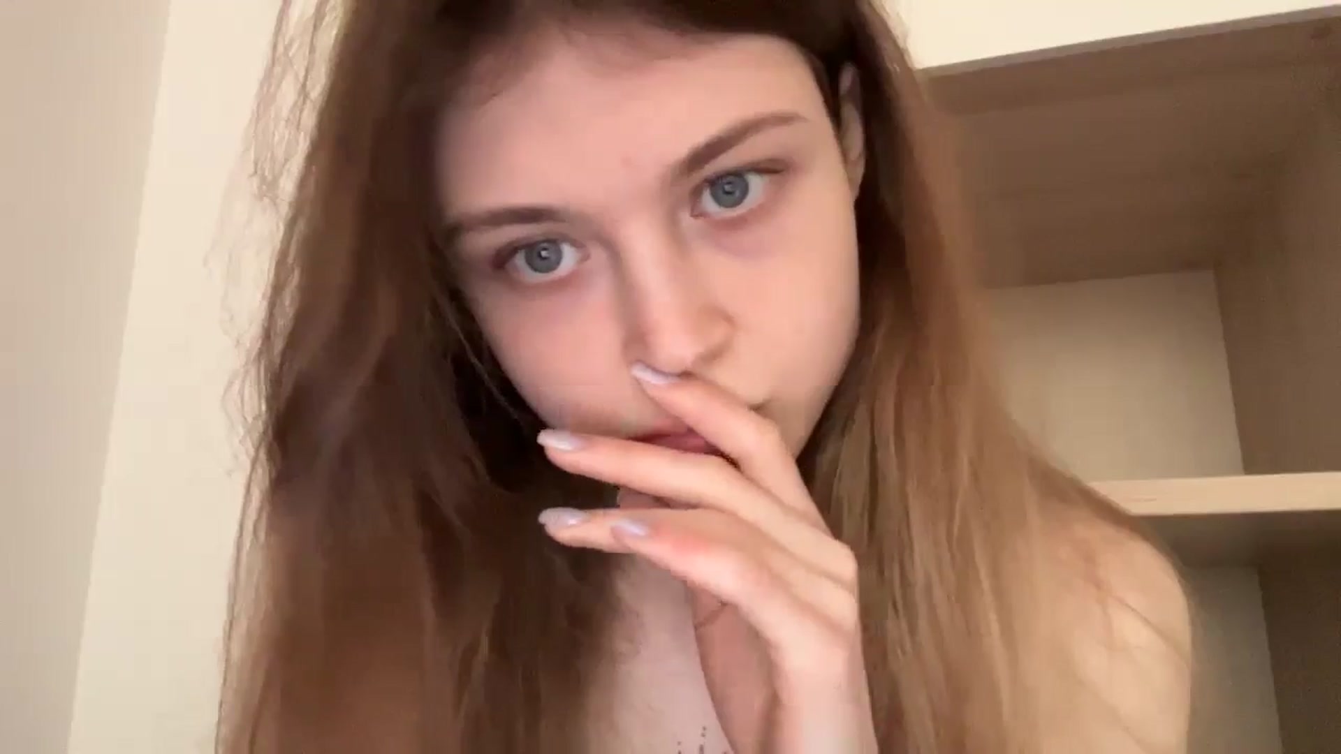 Gallery image thumbnail from Coconut_dream's myfreecams stream on, 05/20/2024, 09:01 image 4 of 20
