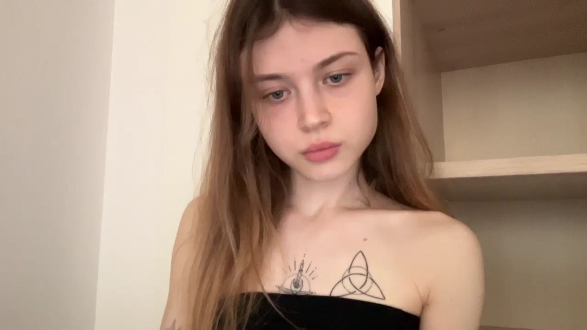 Gallery image thumbnail from Coconut_dream's myfreecams stream on, 05/20/2024, 09:21 image 17 of 20