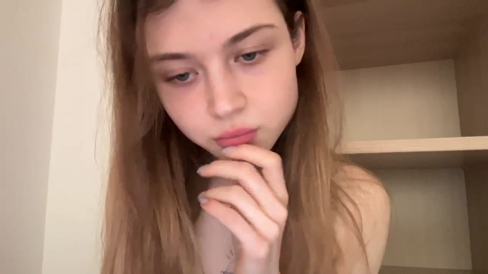 Gallery image thumbnail from Coconut_dream's myfreecams stream on, 05/20/2024, 09:21 image 12 of 20