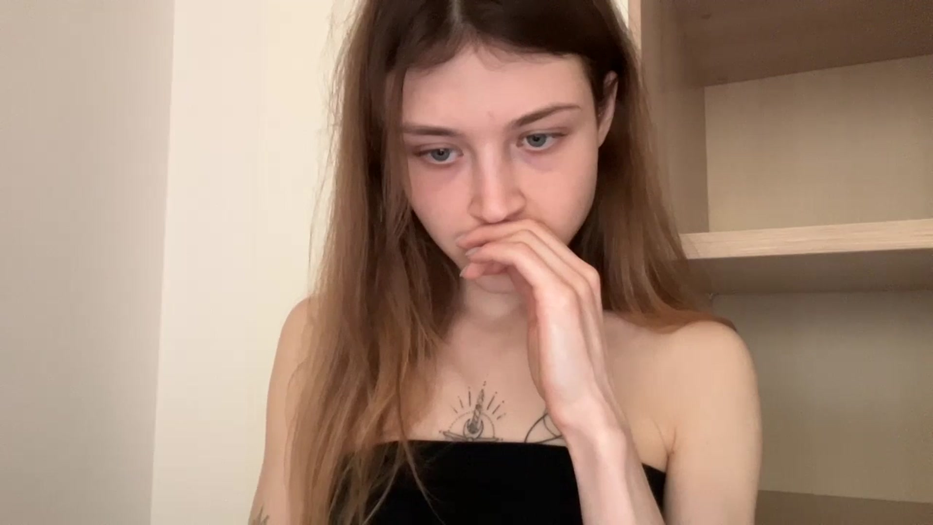 Gallery image thumbnail from Coconut_dream's myfreecams stream on, 05/20/2024, 09:55 image 3 of 20