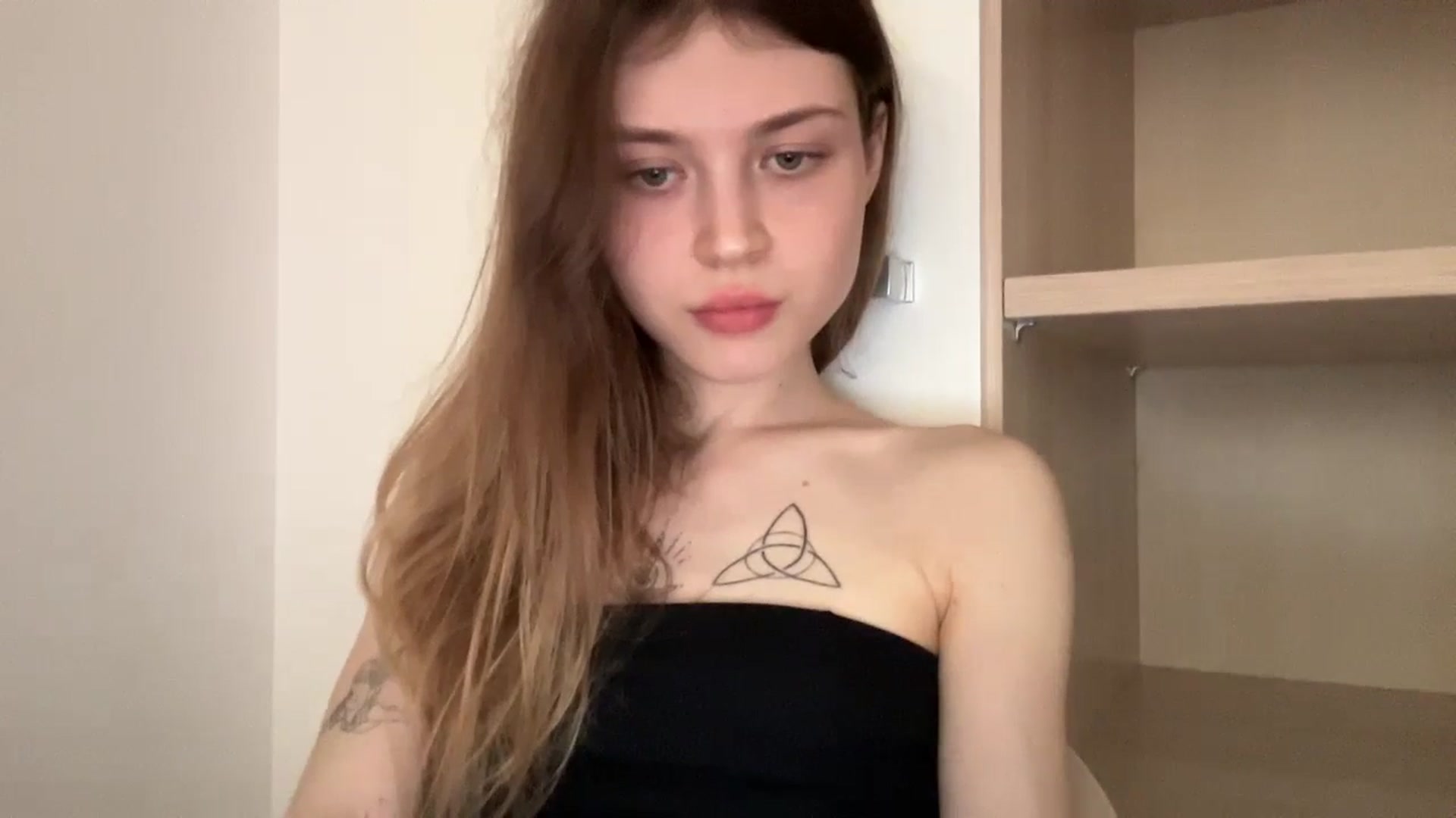 Gallery image thumbnail from Coconut_dream's myfreecams stream on, 05/20/2024, 10:45 image 5 of 20