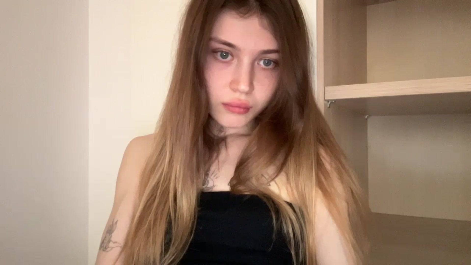 Gallery image thumbnail from Coconut_dream's myfreecams stream on, 05/20/2024, 10:45 image 9 of 20