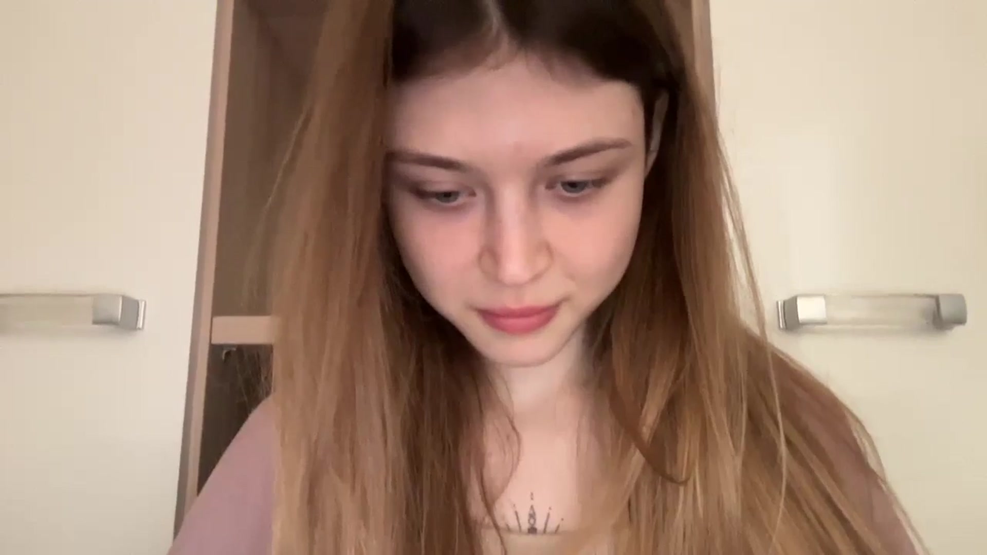 Gallery image thumbnail from Coconut_dream's myfreecams stream on, 05/21/2024, 07:38 image 2 of 20