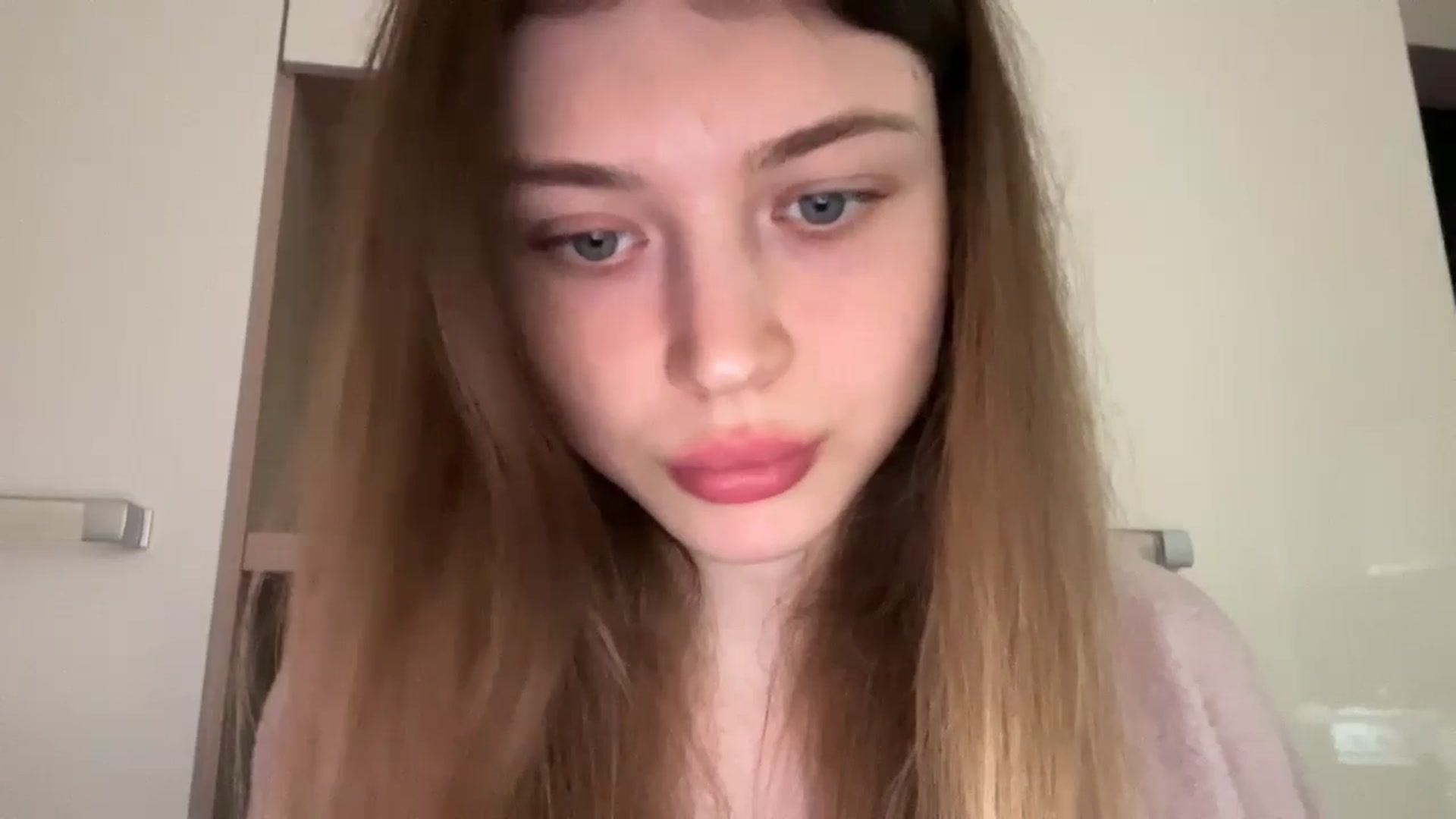 Gallery image thumbnail from Coconut_dream's myfreecams stream on, 05/22/2024, 07:15 image 19 of 20