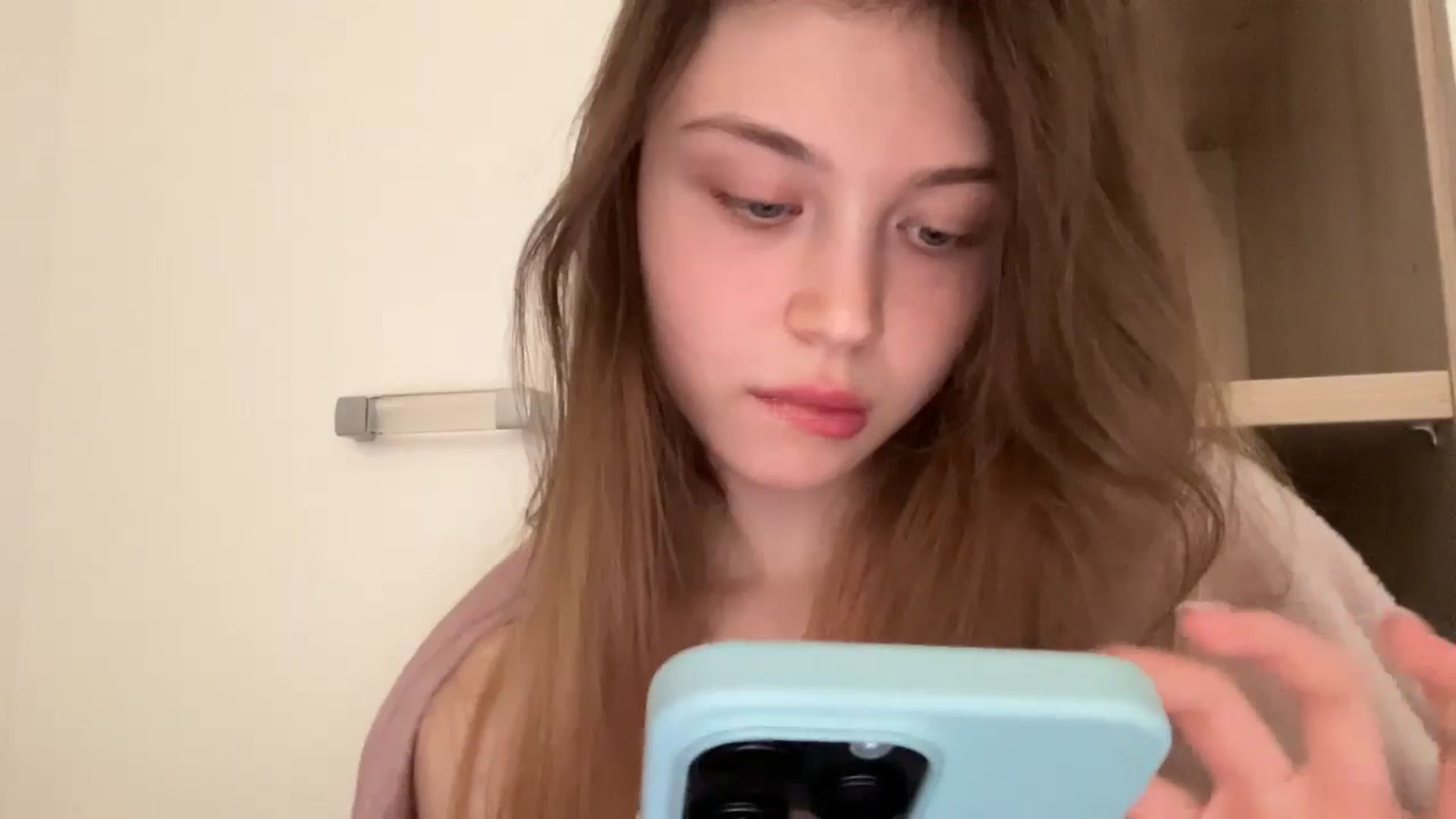 Gallery image thumbnail from Coconut_dream's myfreecams stream on, 05/22/2024, 08:24 image 18 of 20