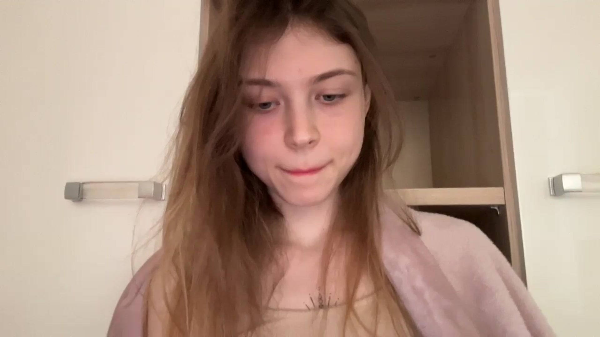 Gallery image thumbnail from Coconut_dream's myfreecams stream on, 05/22/2024, 08:24 image 14 of 20