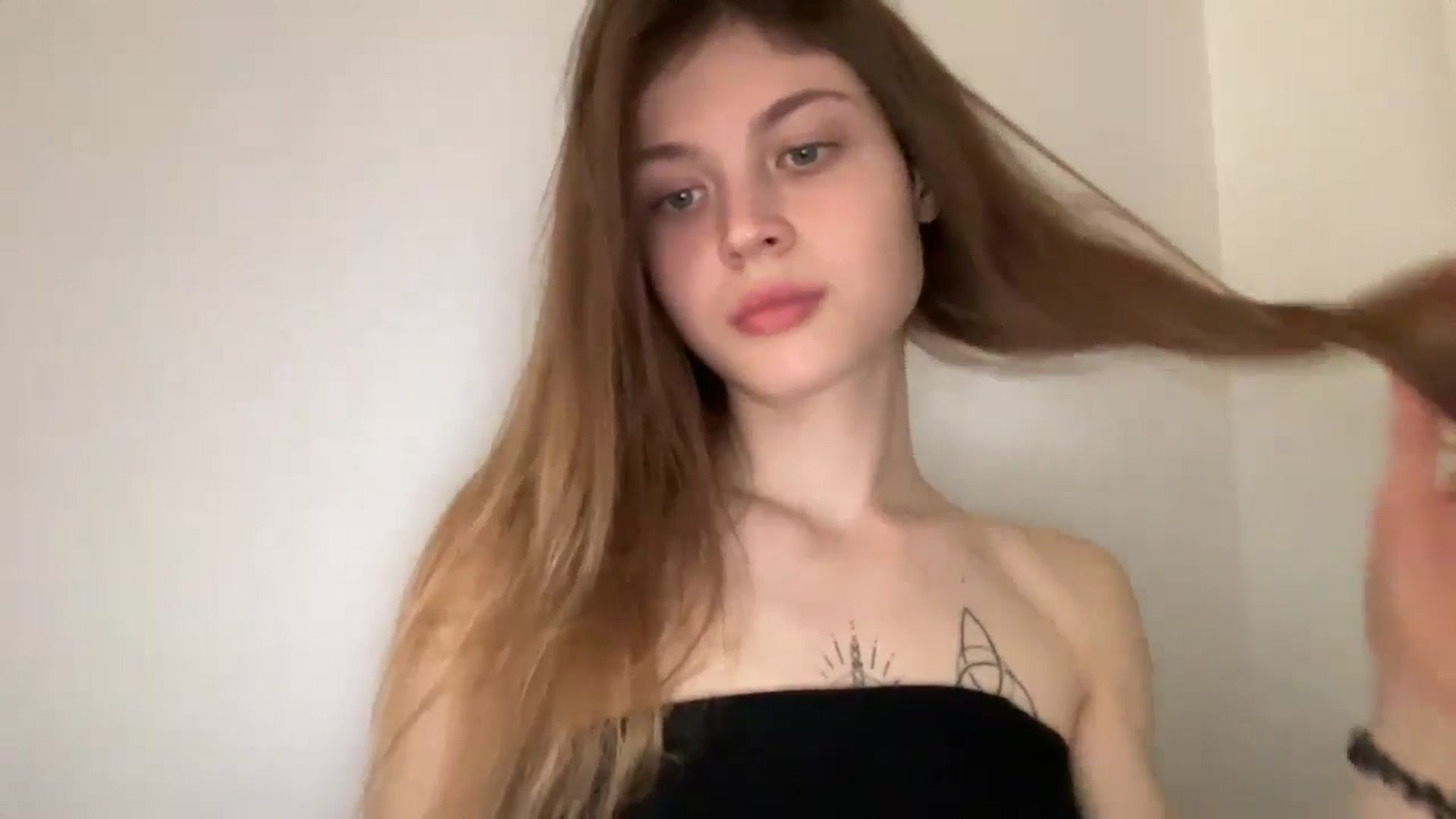 Gallery image thumbnail from Coconut_dream's myfreecams stream on, 05/23/2024, 14:50 image 7 of 20
