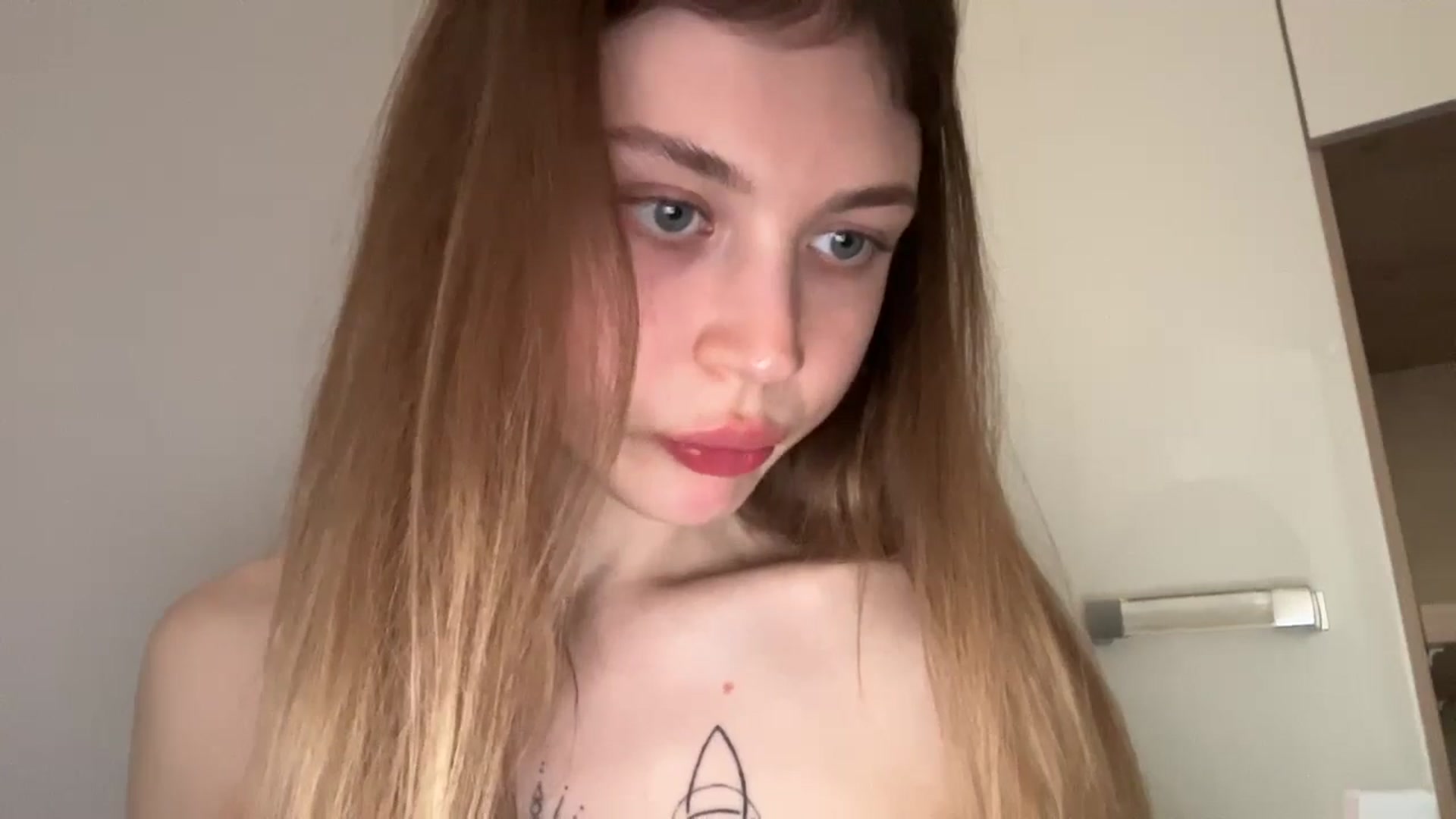 Gallery image thumbnail from Coconut_dream's myfreecams stream on, 05/23/2024, 14:50 image 18 of 20