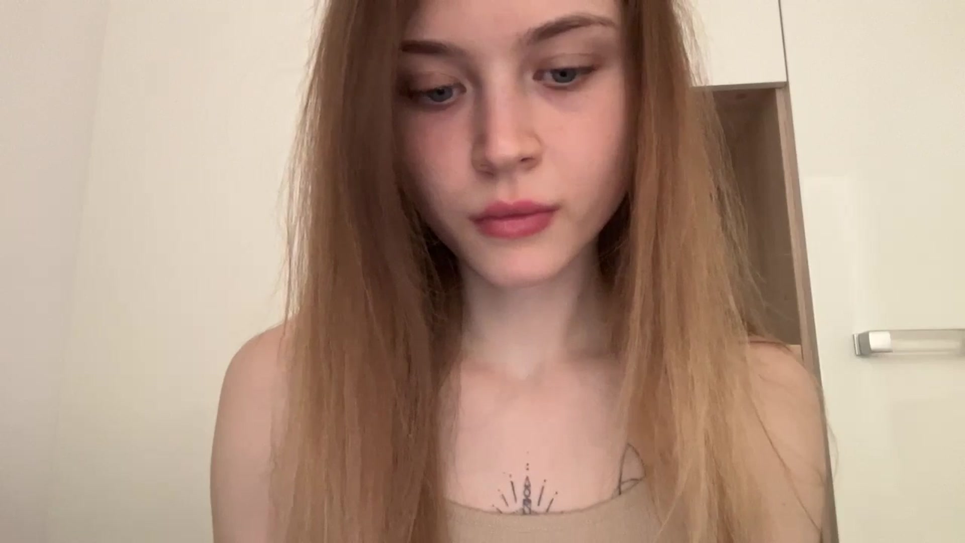 Gallery image thumbnail from Coconut_dream's myfreecams stream on, 05/25/2024, 09:43 image 7 of 20