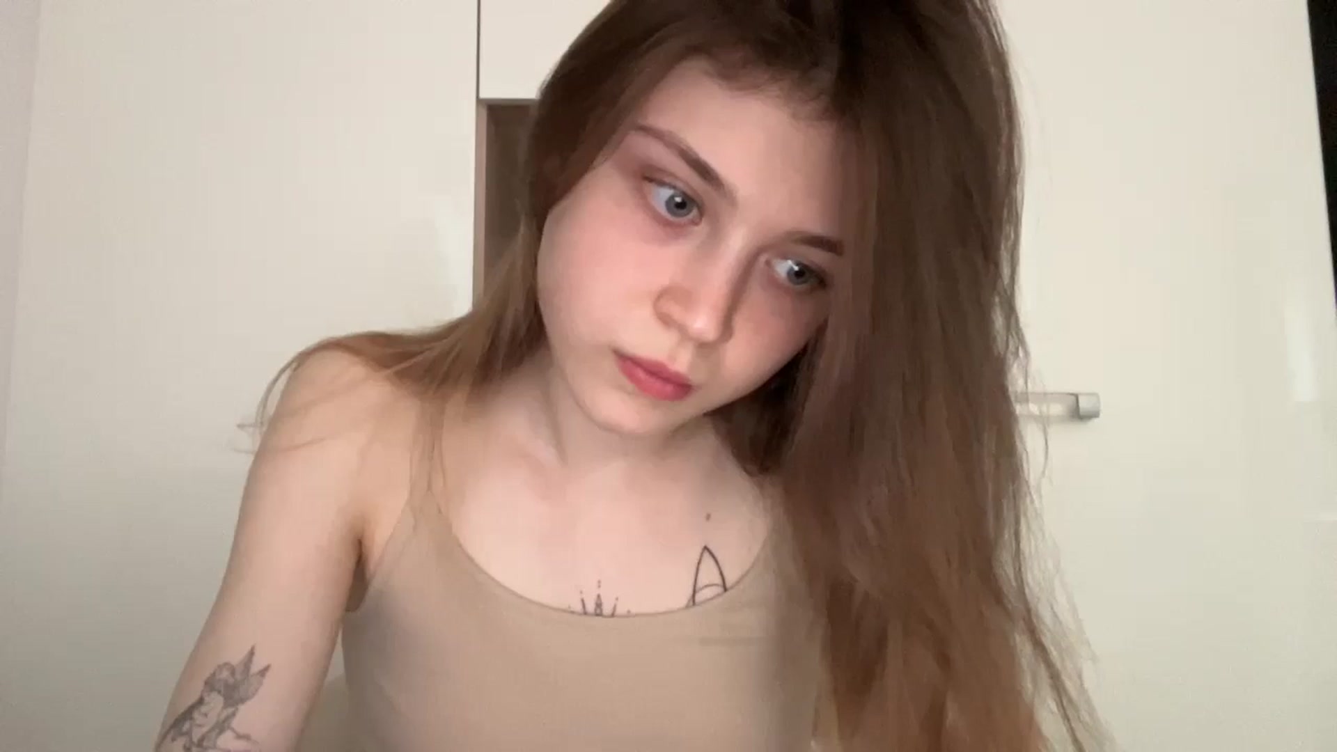 Gallery image thumbnail from Coconut_dream's myfreecams stream on, 05/25/2024, 10:26 image 2 of 20