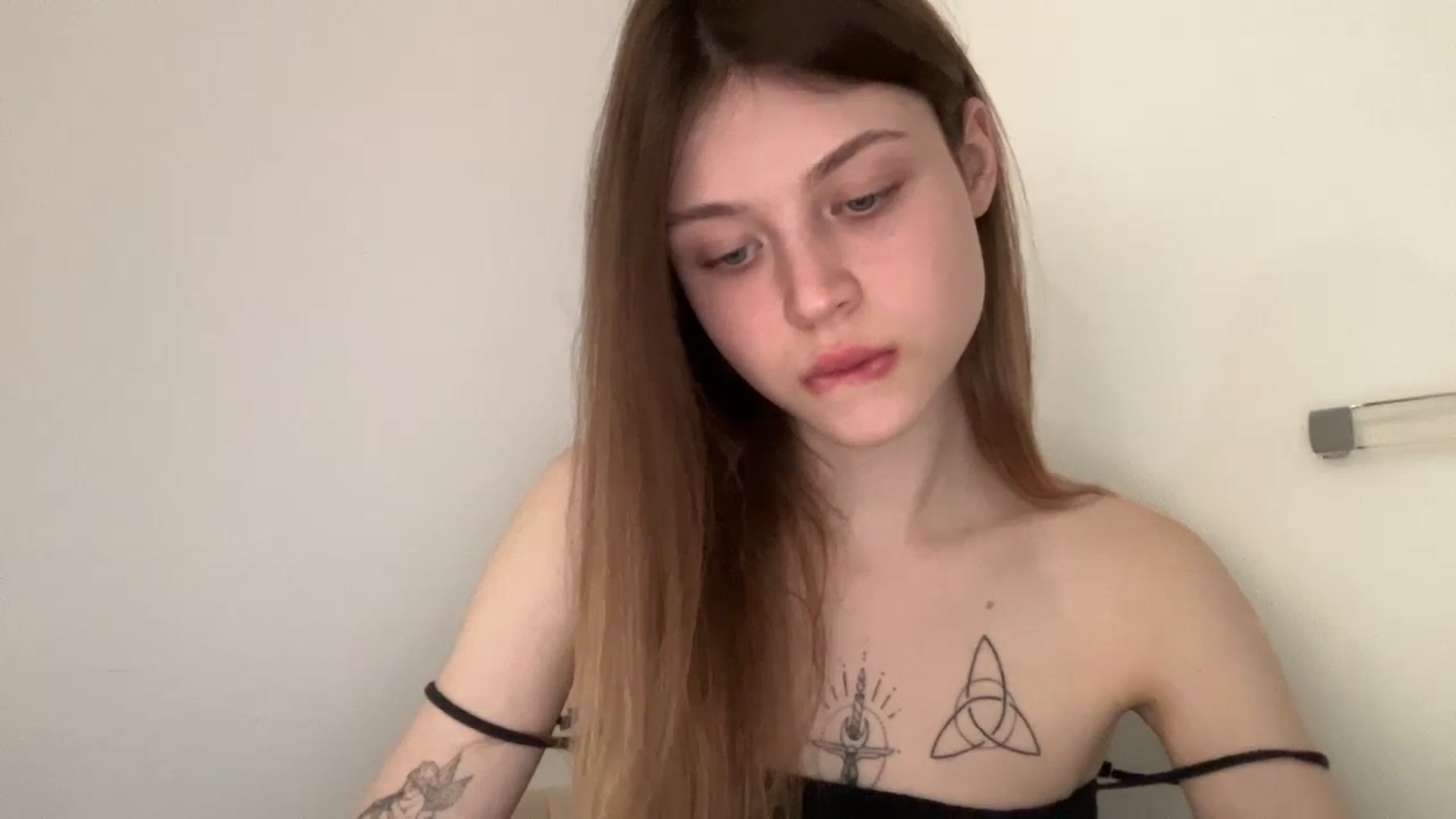 Gallery image thumbnail from Coconut_dream's myfreecams stream on, 05/27/2024, 11:51 image 12 of 20