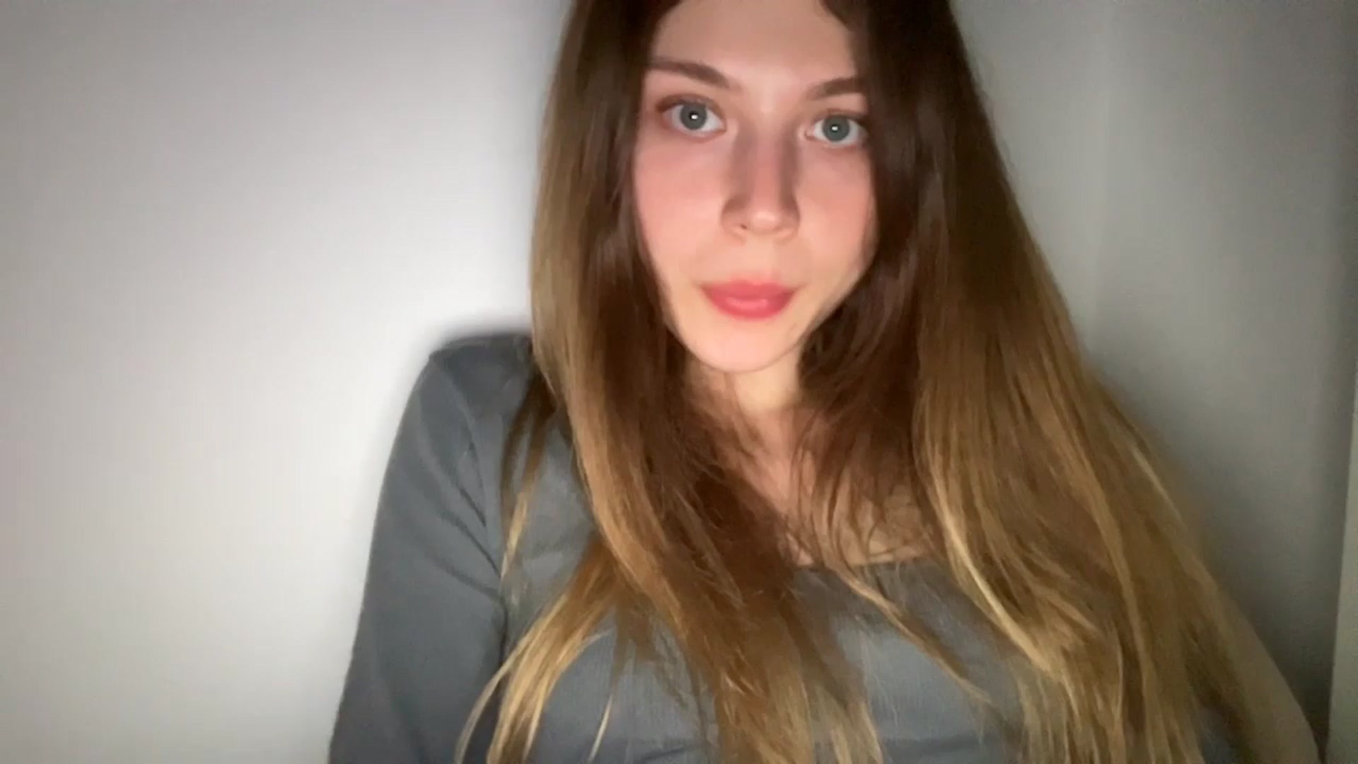 Gallery image thumbnail from Coconut_dream's myfreecams stream on, 05/27/2024, 18:56 image 14 of 20