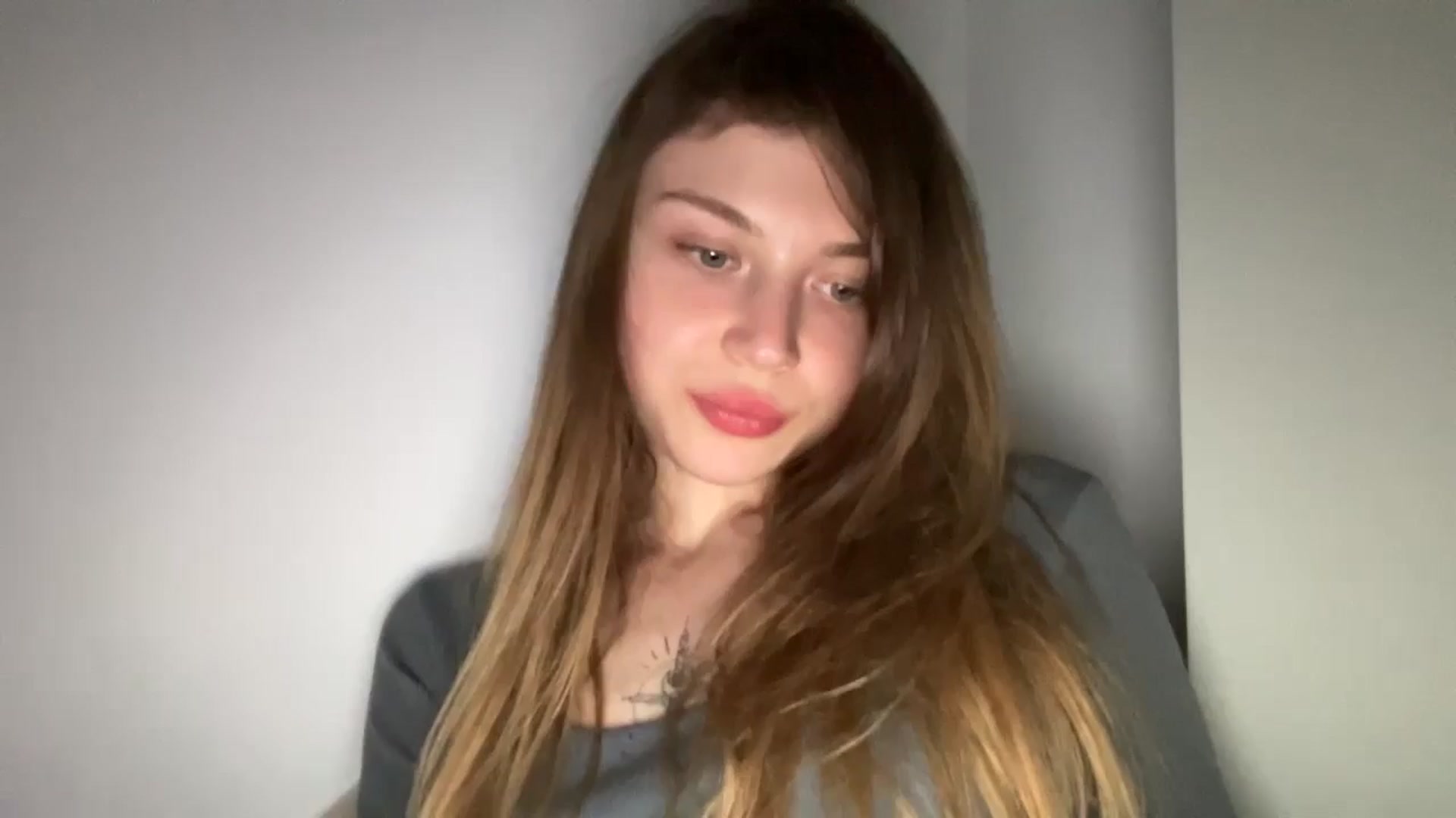 Gallery image thumbnail from Coconut_dream's myfreecams stream on, 05/27/2024, 18:56 image 8 of 20