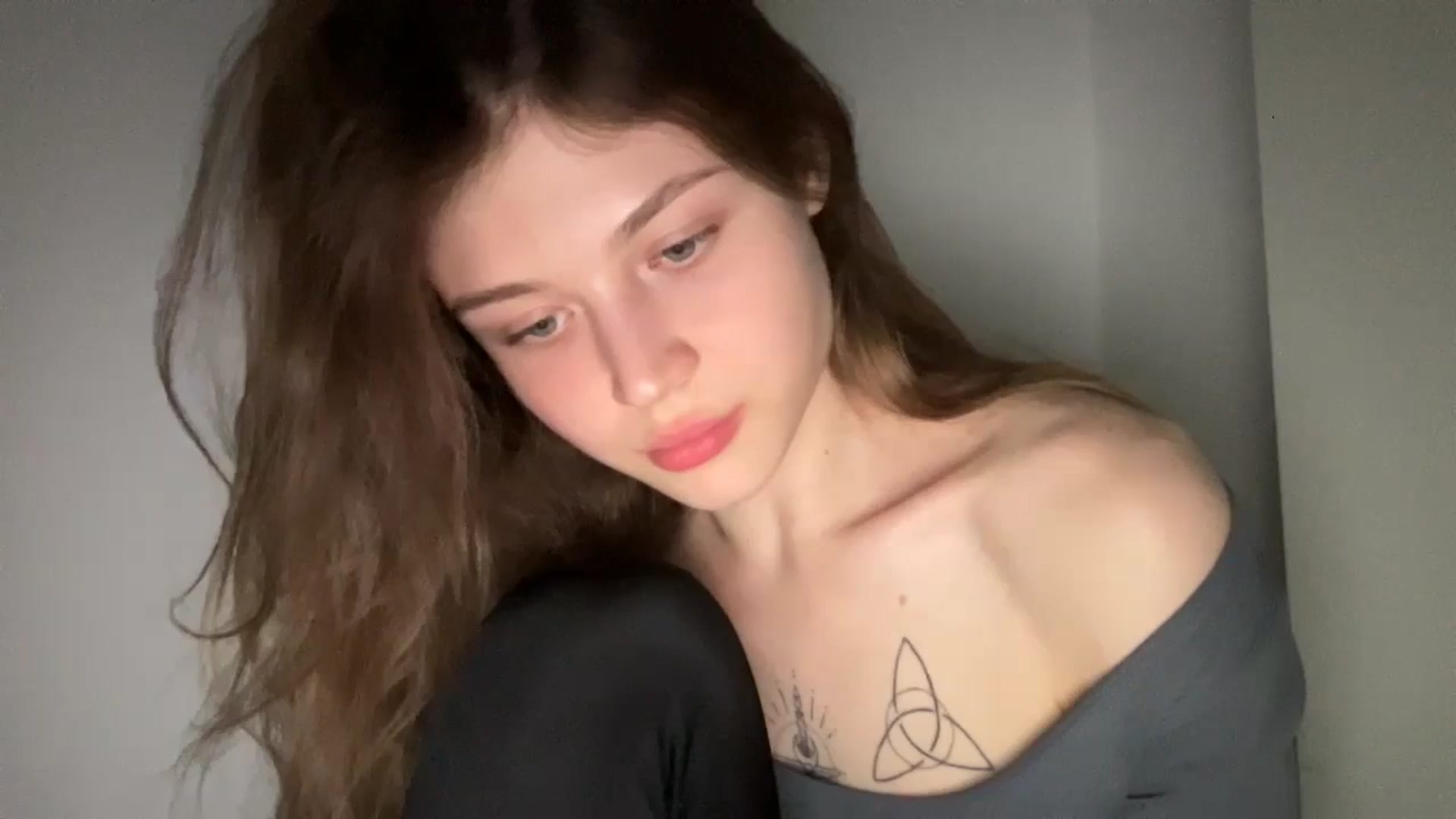 Gallery image thumbnail from Coconut_dream's myfreecams stream on, 05/27/2024, 19:21 image 11 of 20