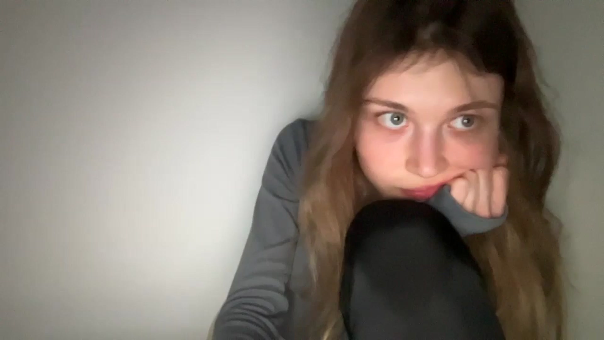 Gallery image thumbnail from Coconut_dream's myfreecams stream on, 05/27/2024, 19:21 image 1 of 20