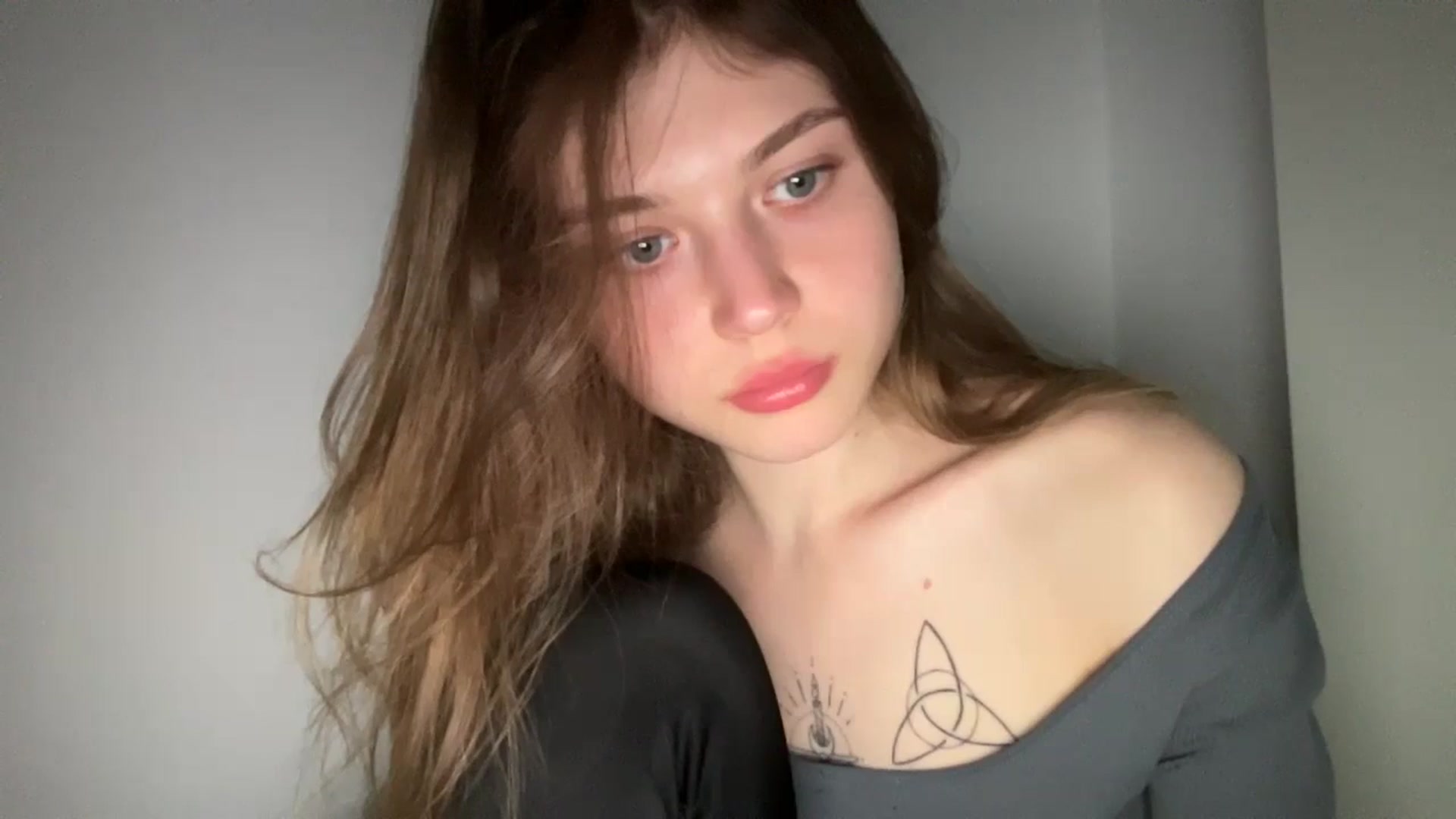 Gallery image thumbnail from Coconut_dream's myfreecams stream on, 05/27/2024, 19:21 image 15 of 20