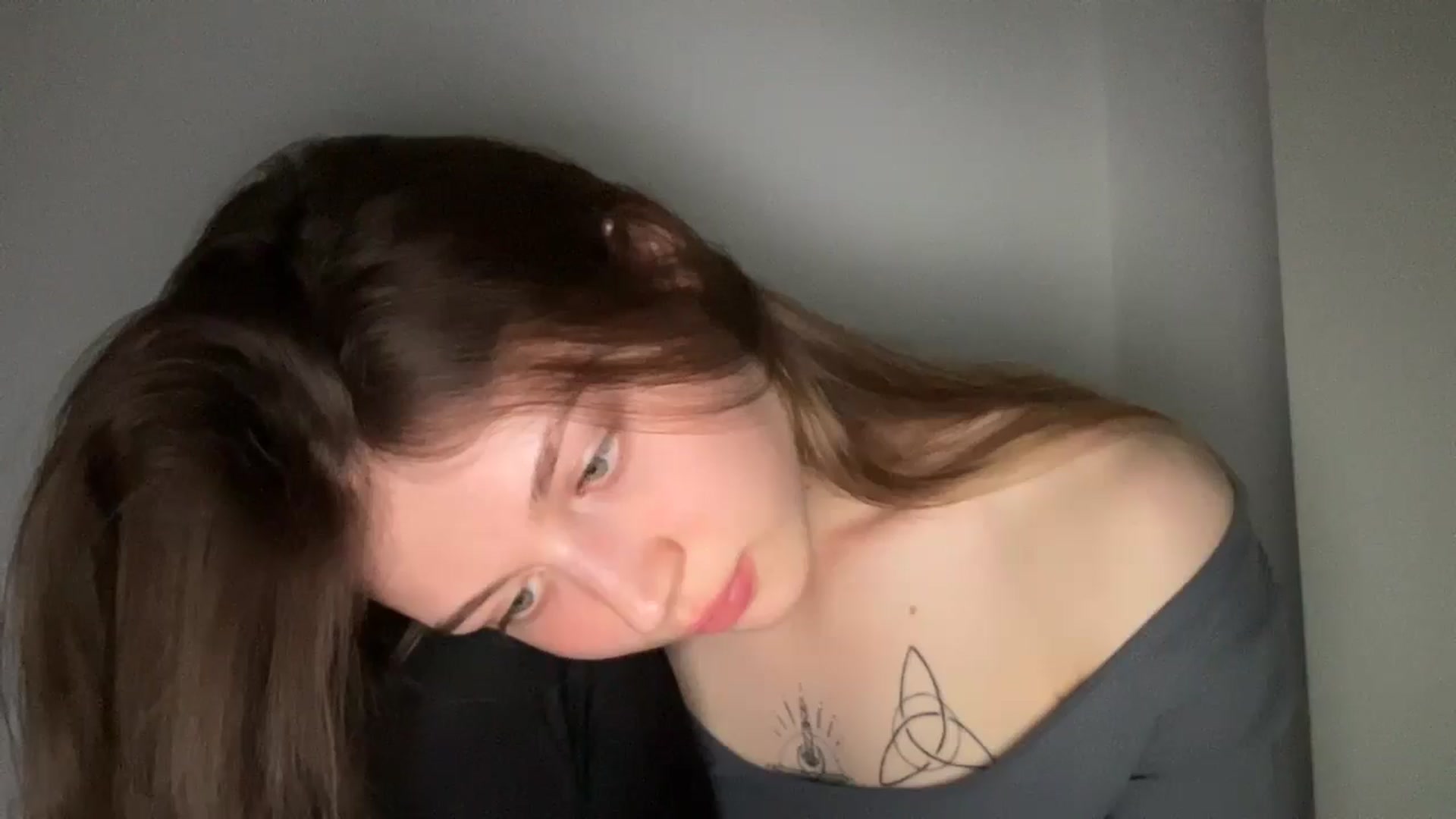 Gallery image thumbnail from Coconut_dream's myfreecams stream on, 05/27/2024, 19:21 image 18 of 20