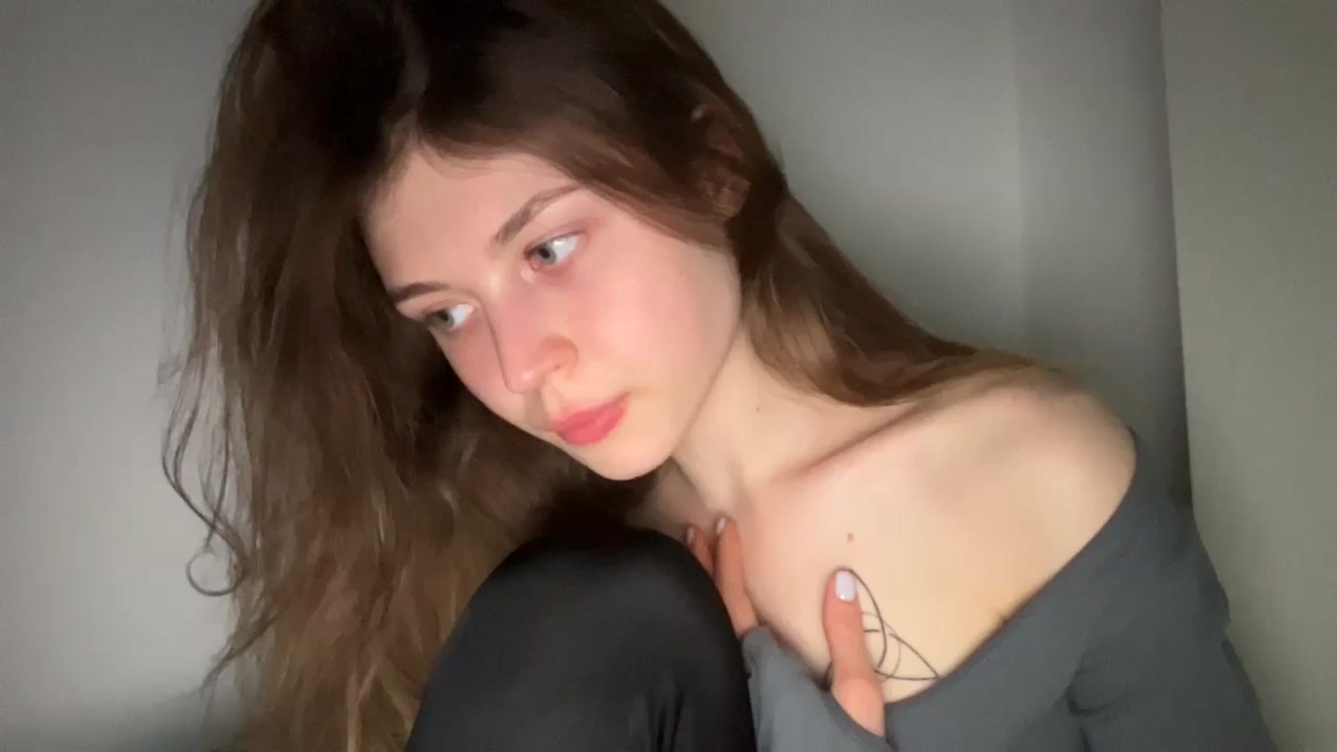 Gallery image thumbnail from Coconut_dream's myfreecams stream on, 05/27/2024, 19:21 image 13 of 20