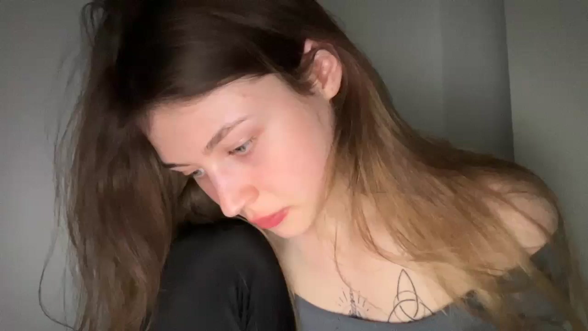 Gallery image thumbnail from Coconut_dream's myfreecams stream on, 05/27/2024, 19:21 image 6 of 20